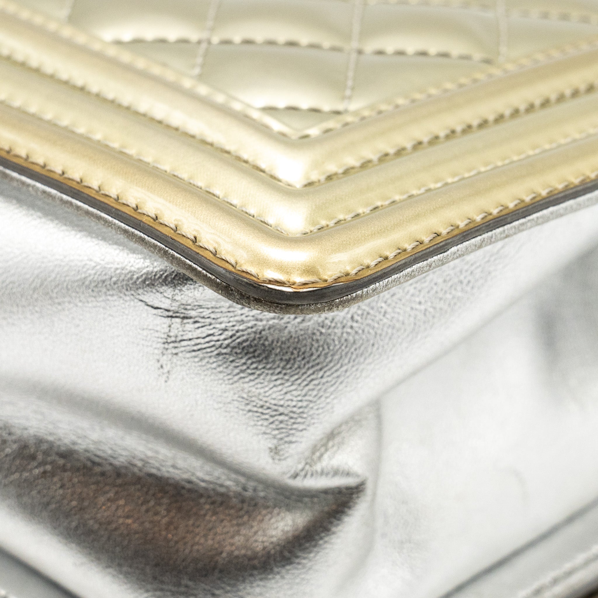 chanel-medium-boy-bag-patent-leather-light-gold-silver-shw