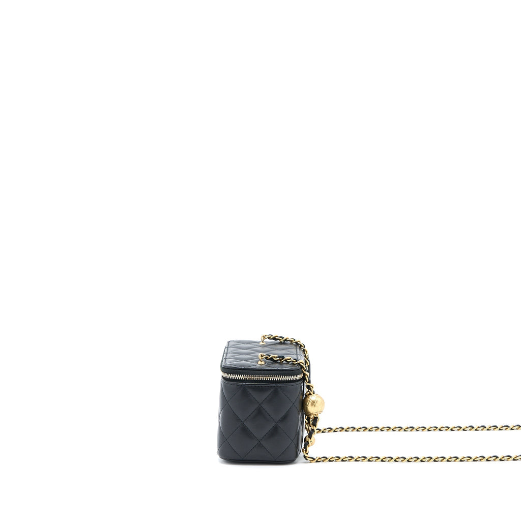 chanel-pear-crush-long-vanity-with-chain-lambskin-black-ghw-microchip