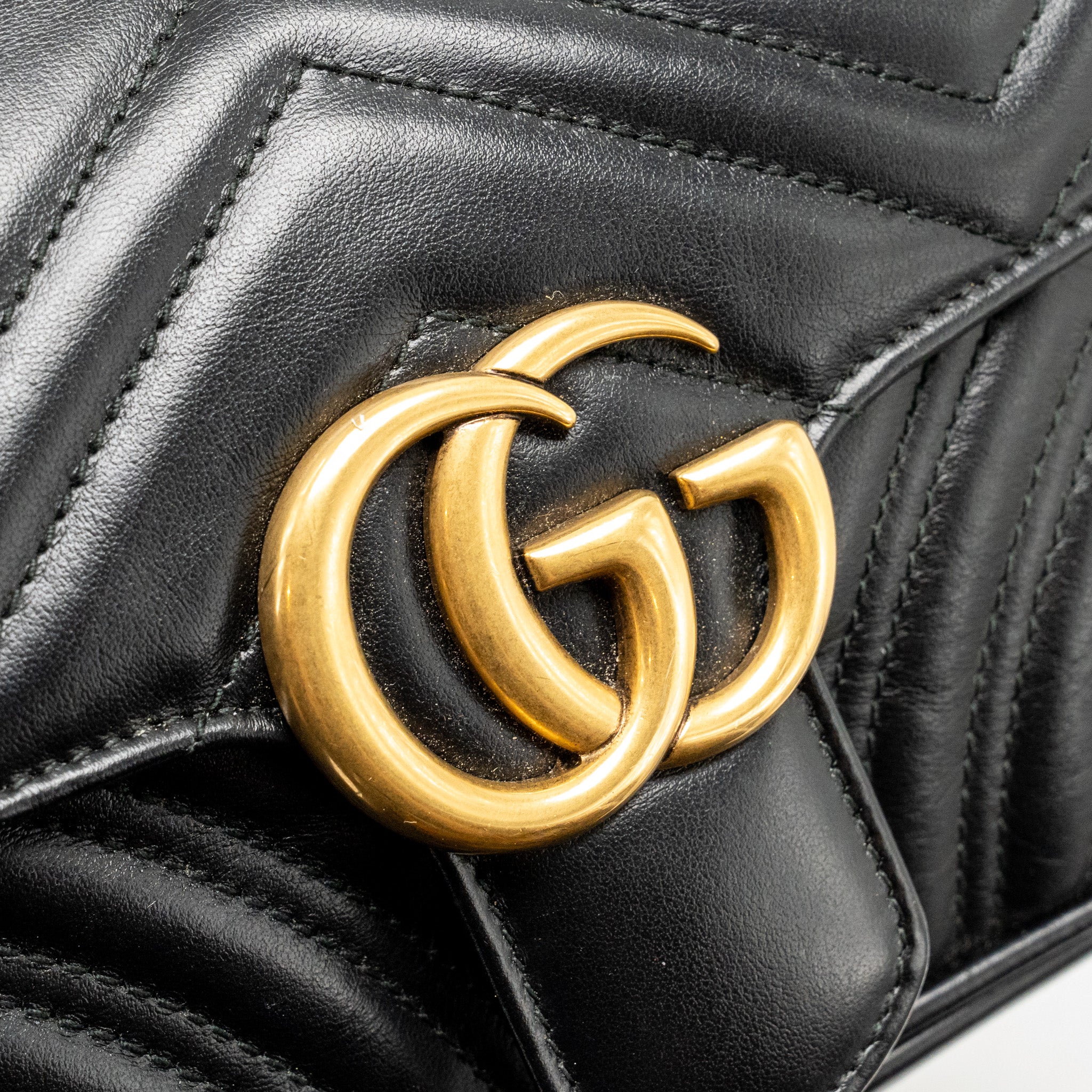 gucci-mini-gg-marmont-shoulder-bag-calfskin-black-ghw-3