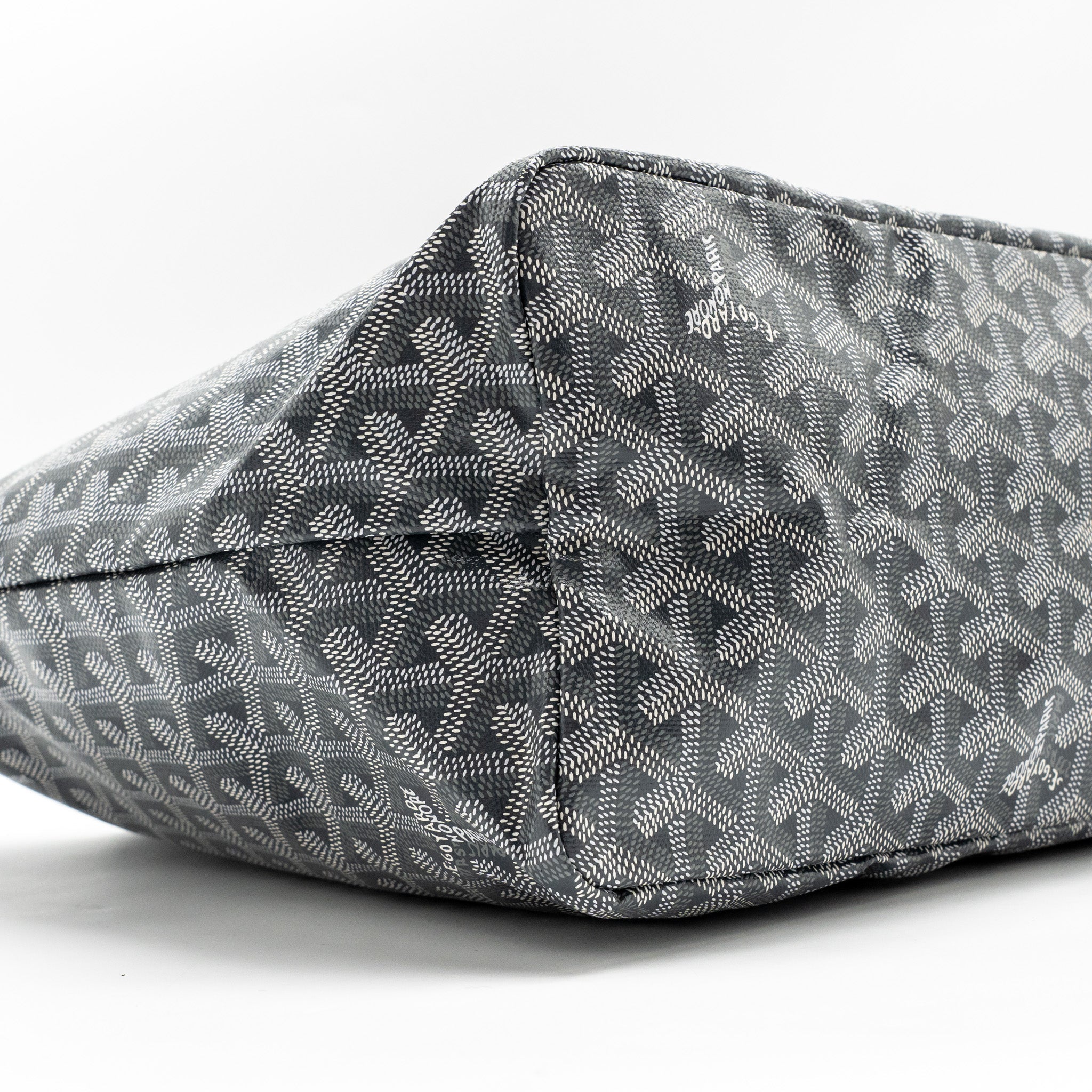 goyard-plumet-wallet-clutch-goyardine-canvas-leather-burgundy-shw-2