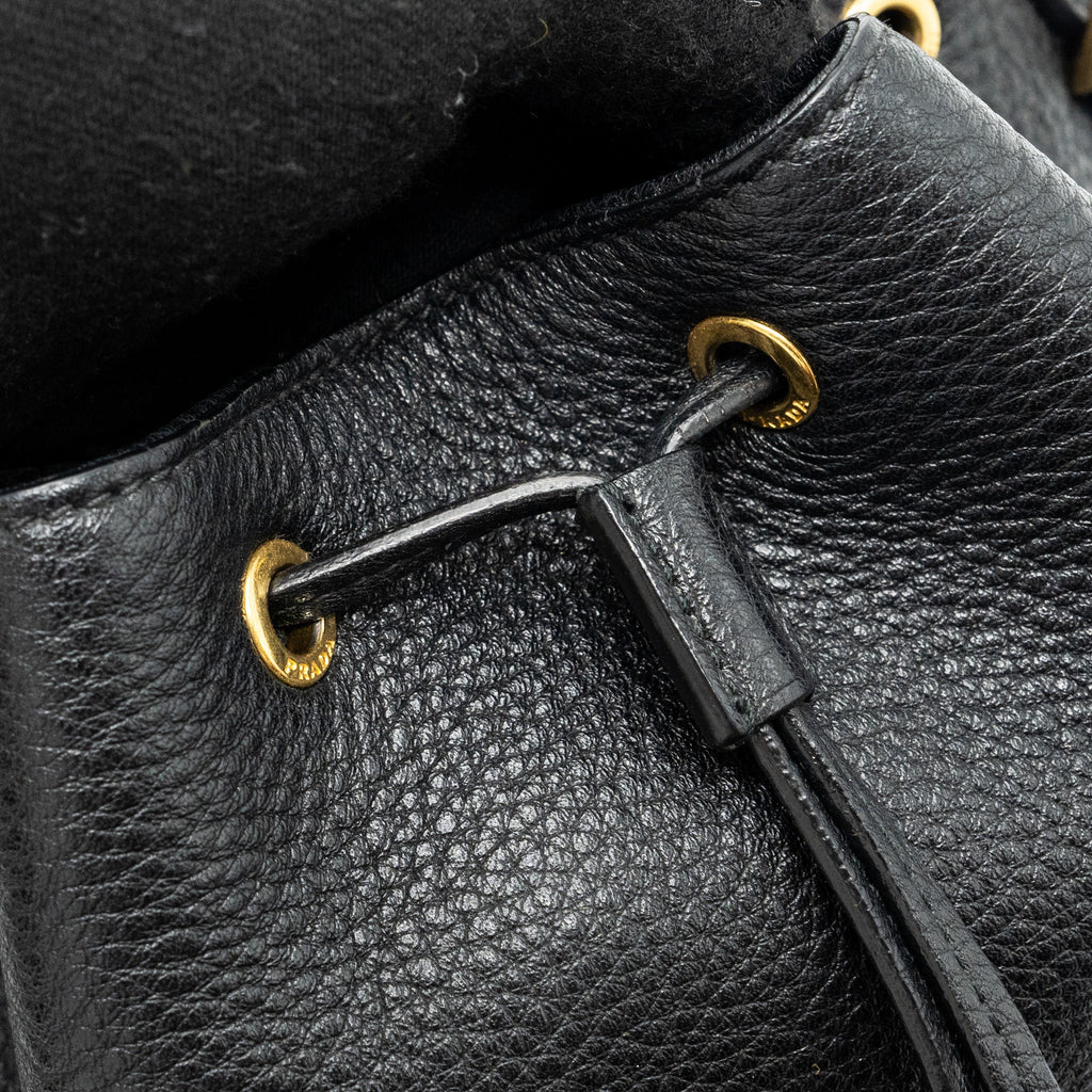 prada-secchiello-bucket-bag-grained-calfskin-black-ghw