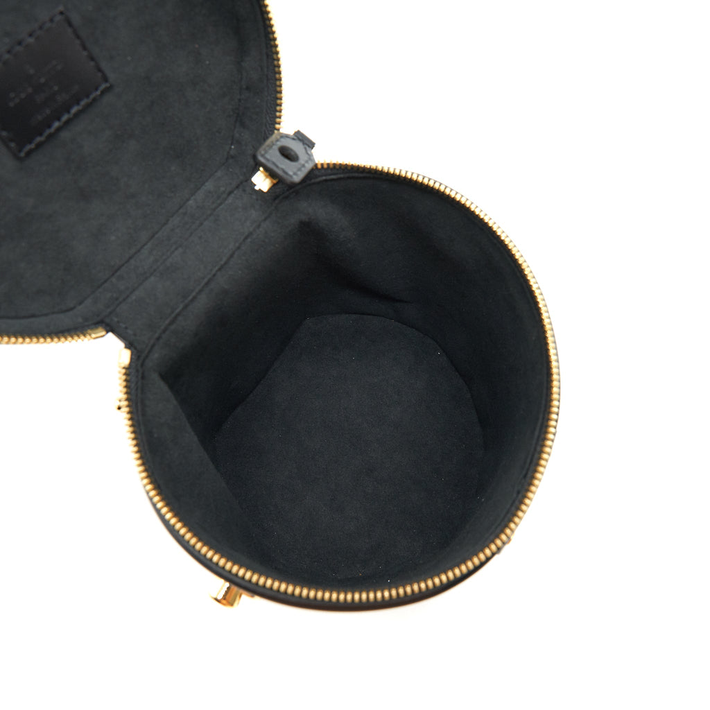 louis-vuitton-cannes-monogram-reverse-canvas-3