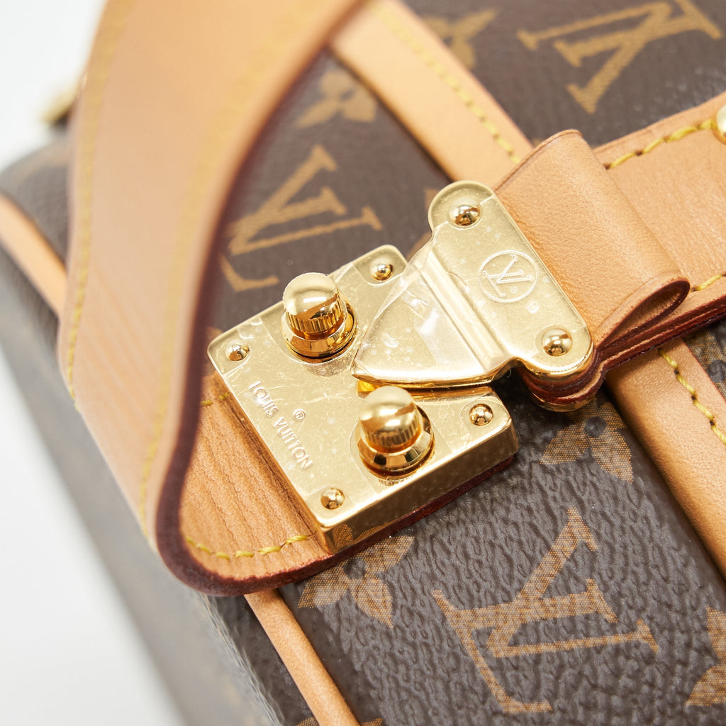 louis-vuitton-monogram-canvas-petite-boite-chapeau