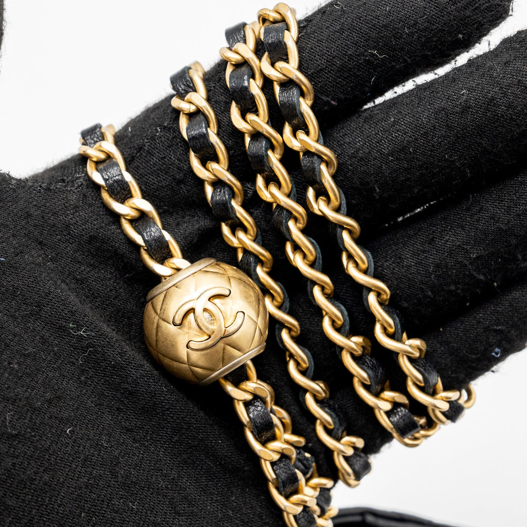 chanel-pearl-crush-wallet-on-chain-lambskin-black-ghw-2