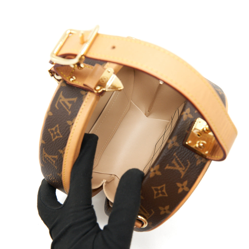 louis-vuitton-monogram-canvas-petite-boite-chapeau