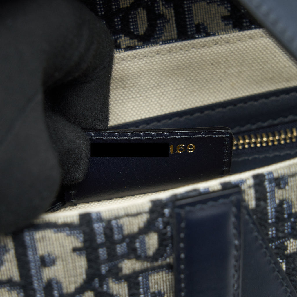 dior-medium-saddle-bag-blue-oblique-canvas-ghw