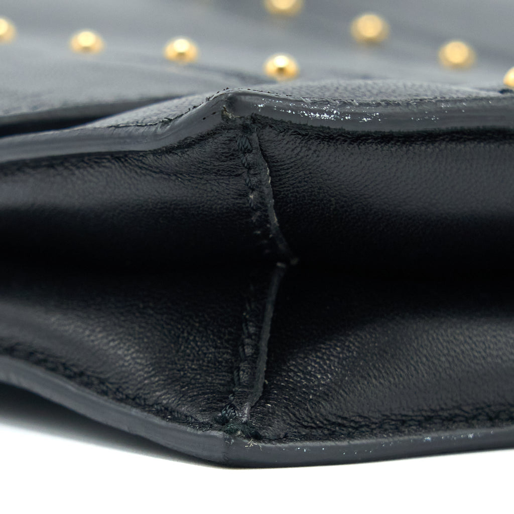 valentino-rockstud-flap-bag-lambskin-black-ghw