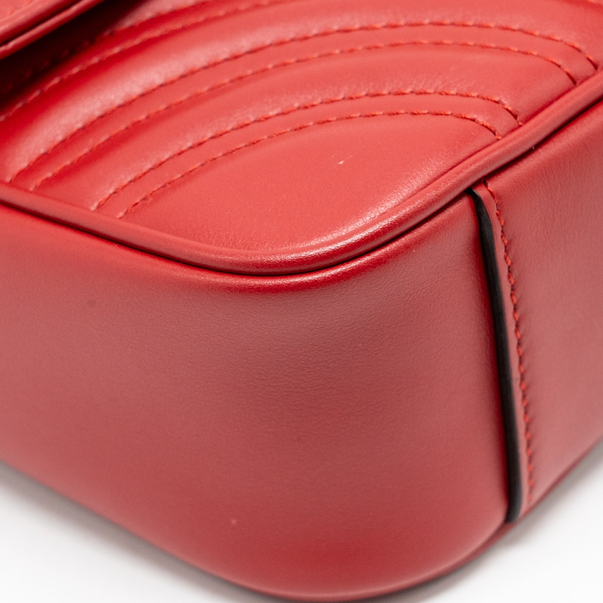 gucci-small-gg-marmont-shoulder-bag-calfskin-red-brushed-ghw-copy