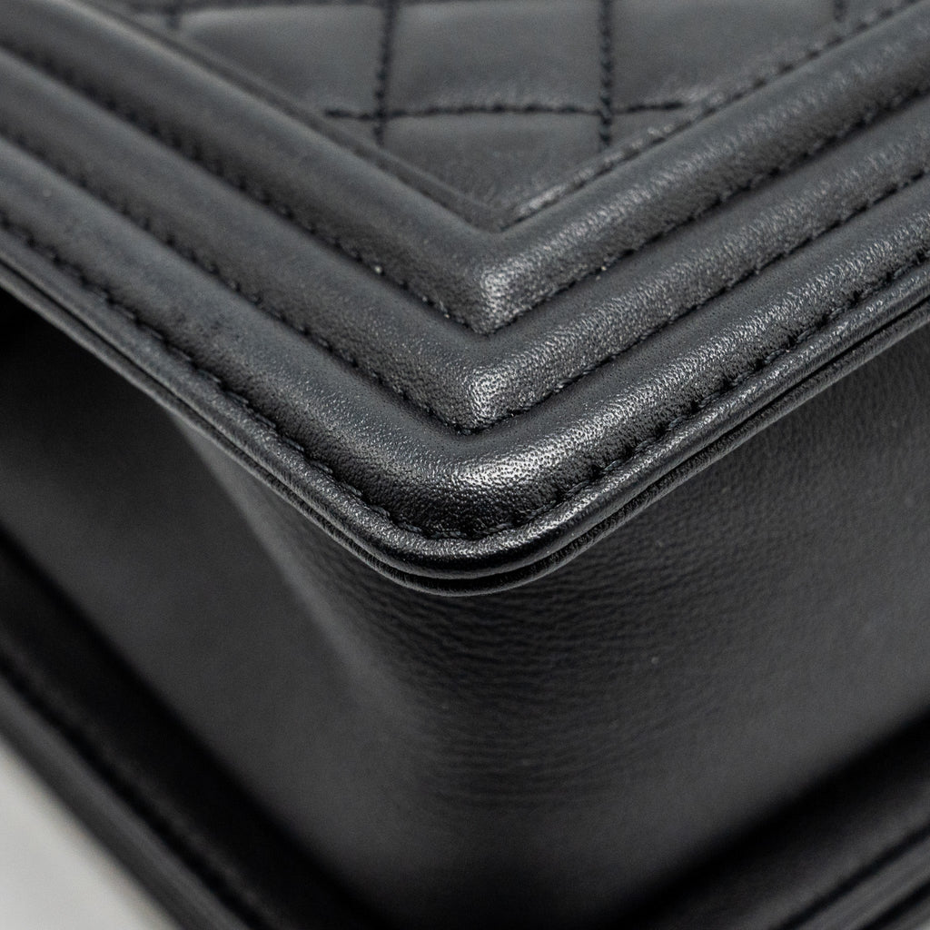 chanel-small-boy-bag-calfskin-black-ghw-microchip-copy-1