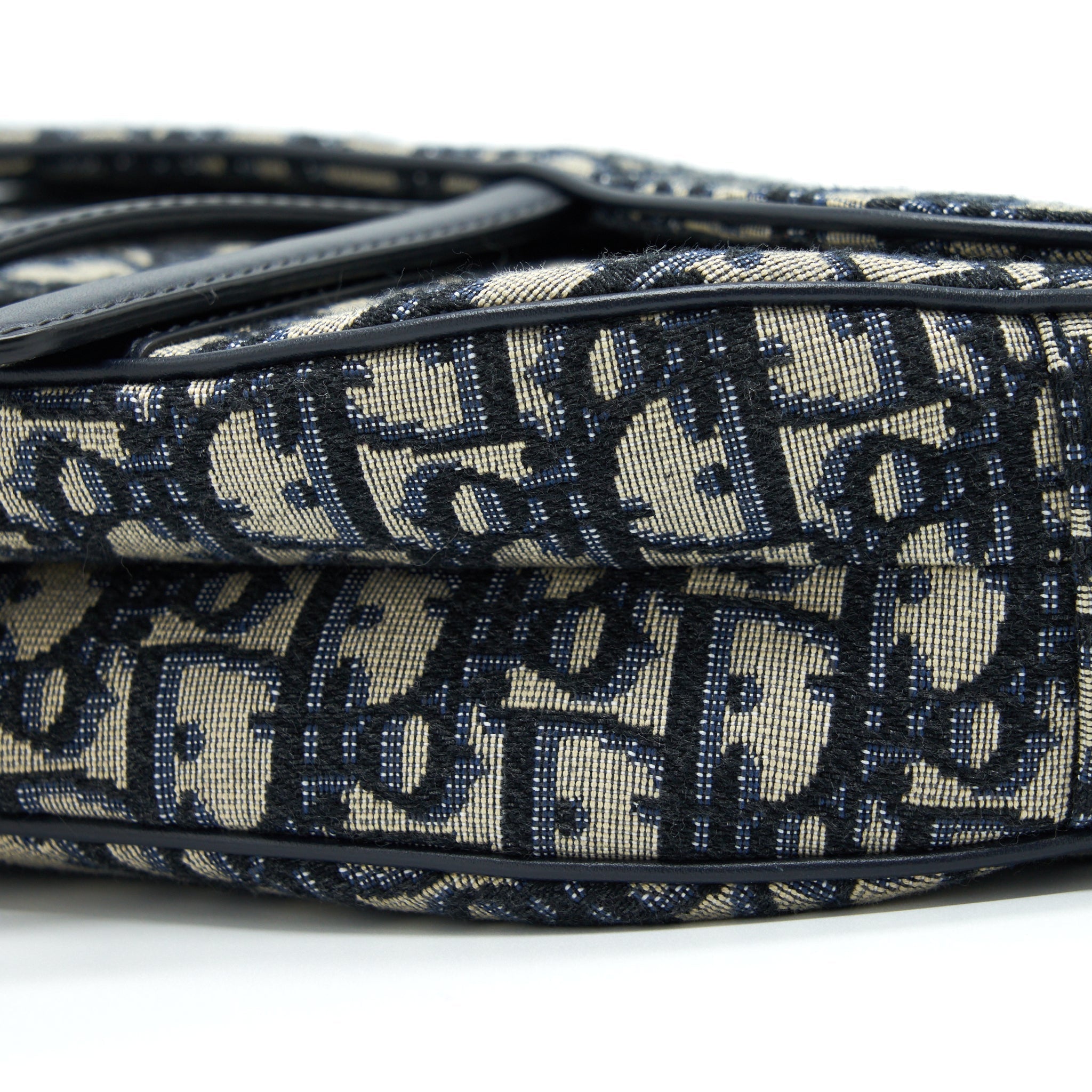 dior-medium-saddle-bag-blue-oblique-canvas-ghw