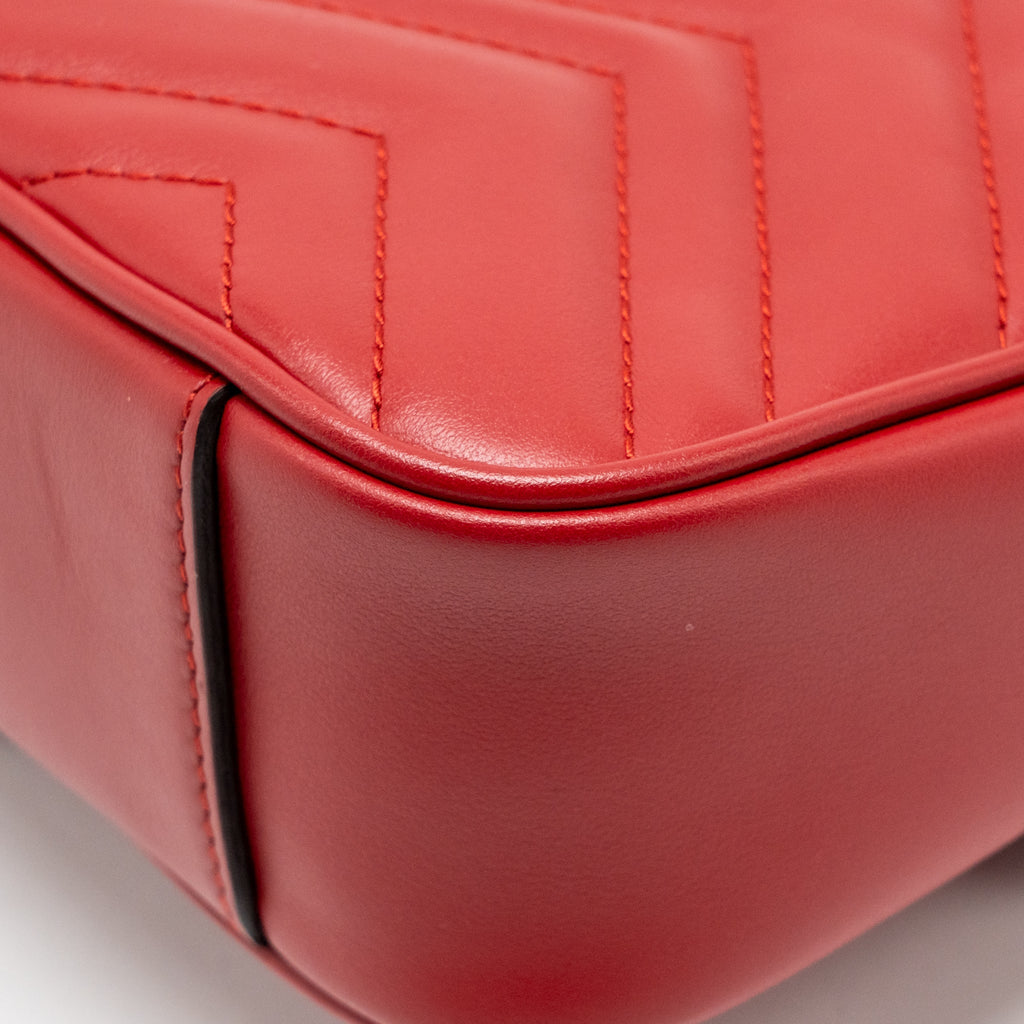 gucci-small-gg-marmont-shoulder-bag-calfskin-red-brushed-ghw-copy