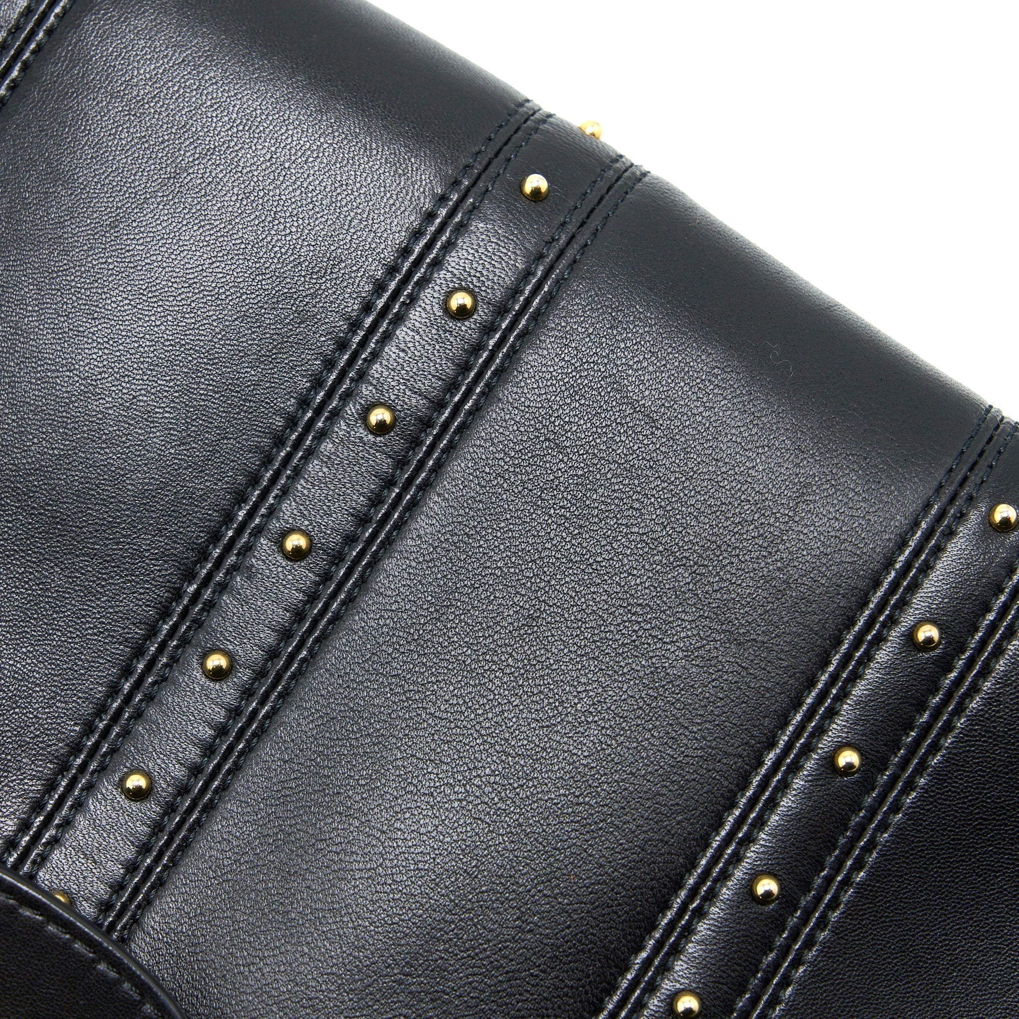valentino-rockstud-flap-bag-lambskin-black-ghw