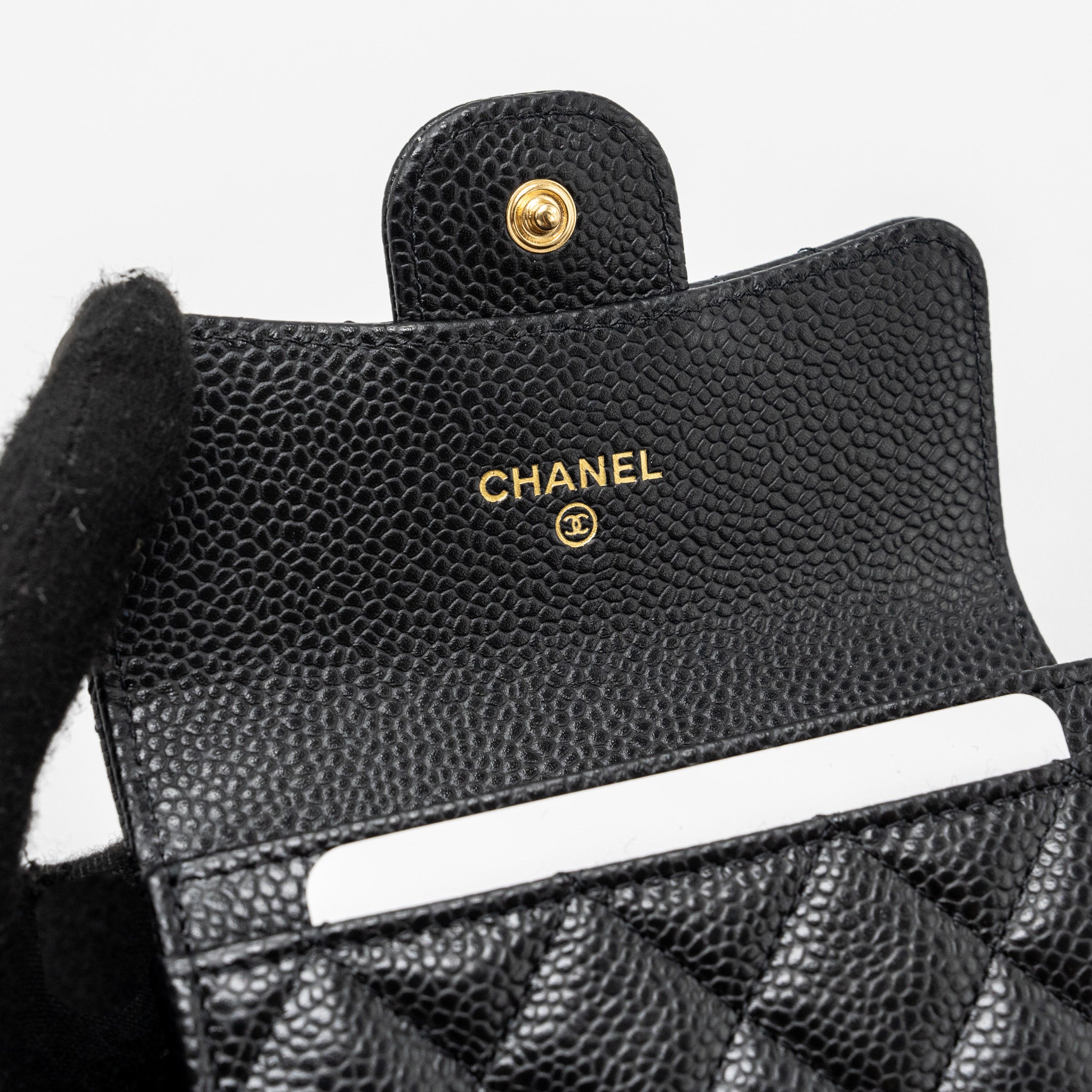 chanel-classic-flap-card-holder-caviar-black-ghw-microchip-6