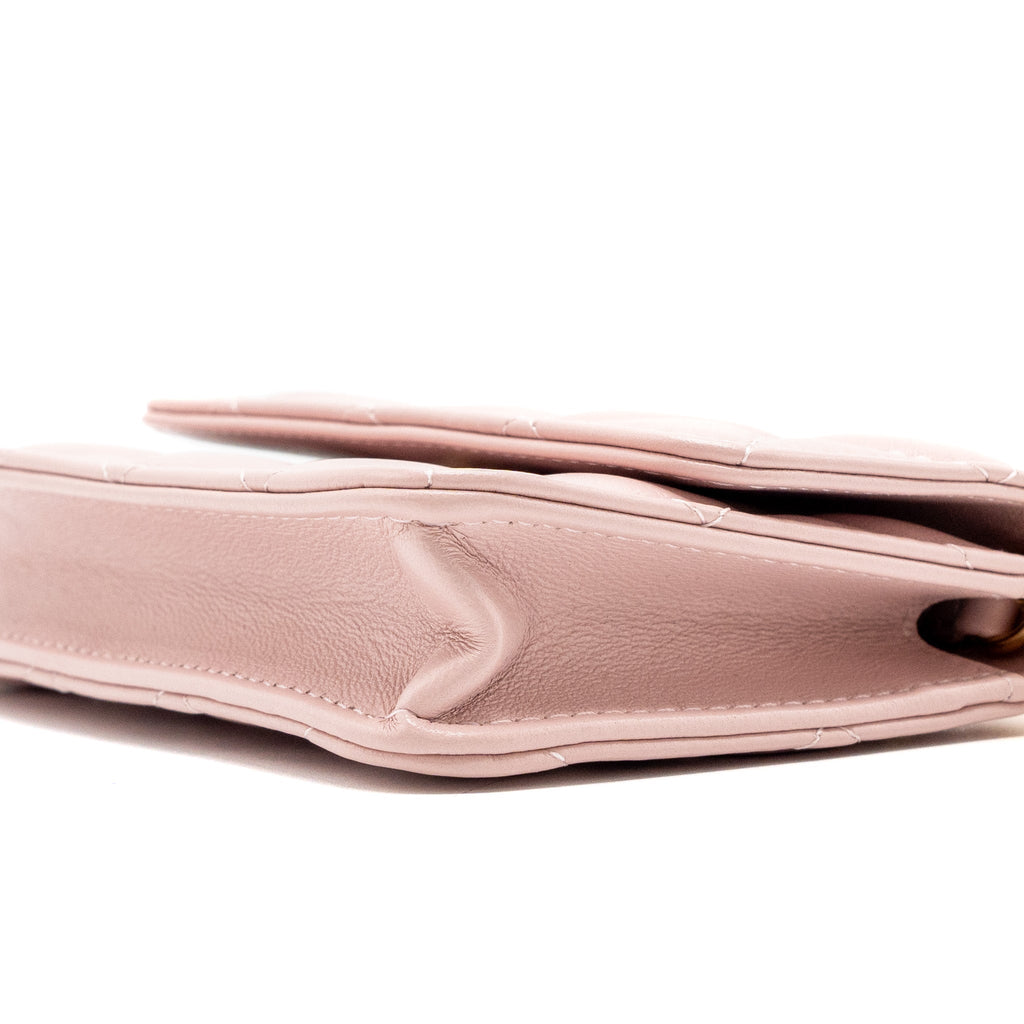 chanel-mini-flap-card-holder-with-chain-limited-edition-lambskin-light-pink-ghw-microchip