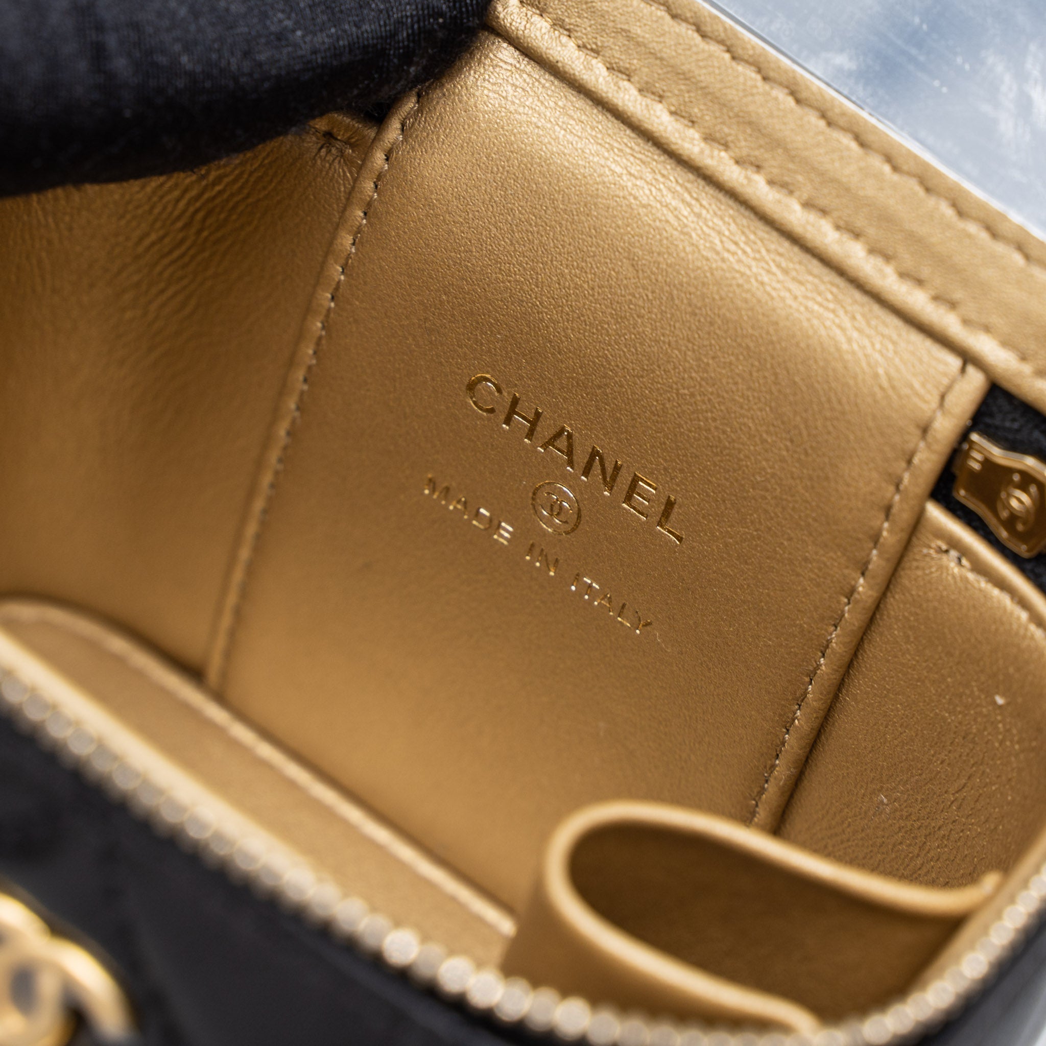 chanel-pearl-crush-mini-vanity-with-chain-lambskin-black-brushed-ghw-microchip