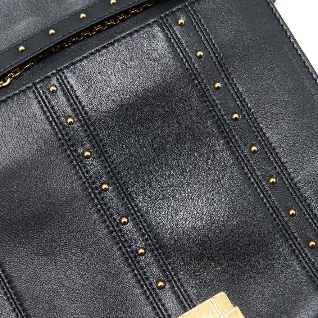 valentino-rockstud-flap-bag-lambskin-black-ghw