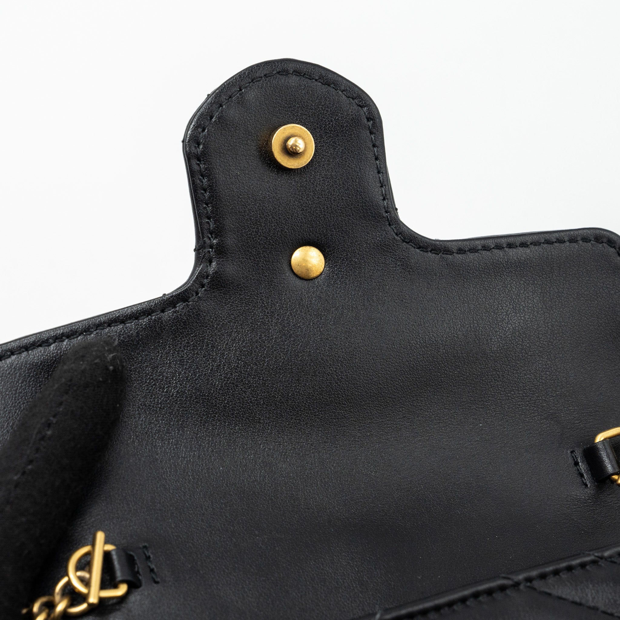 gucci-gg-marmont-super-mini-bag-calfskin-black-ghw-1
