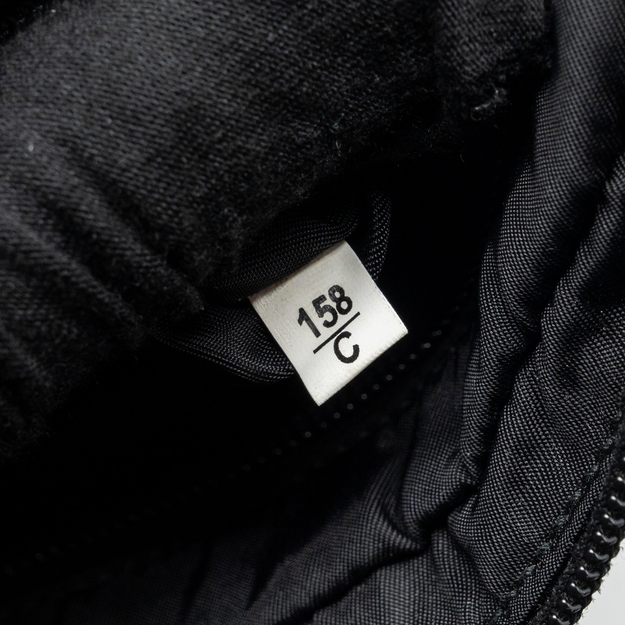 prada-re-nylon-belt-bag-nylon-black-shw