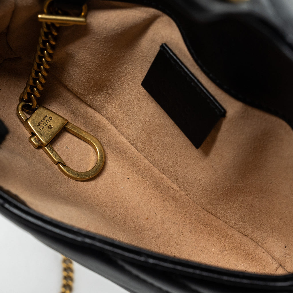 gucci-gg-marmont-super-mini-bag-calfskin-black-ghw-1