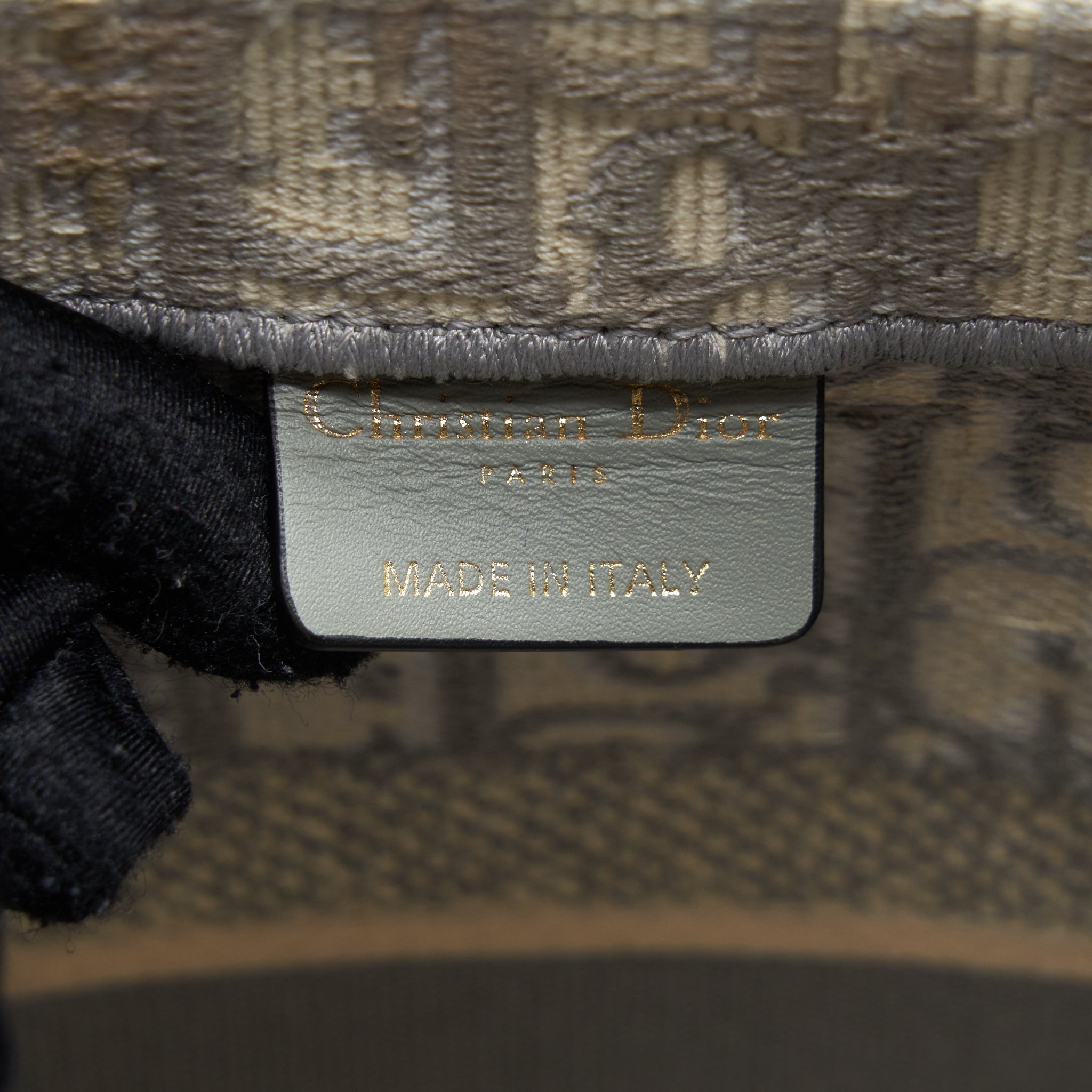 dior-medium-book-tote-grey-oblique-embroidery