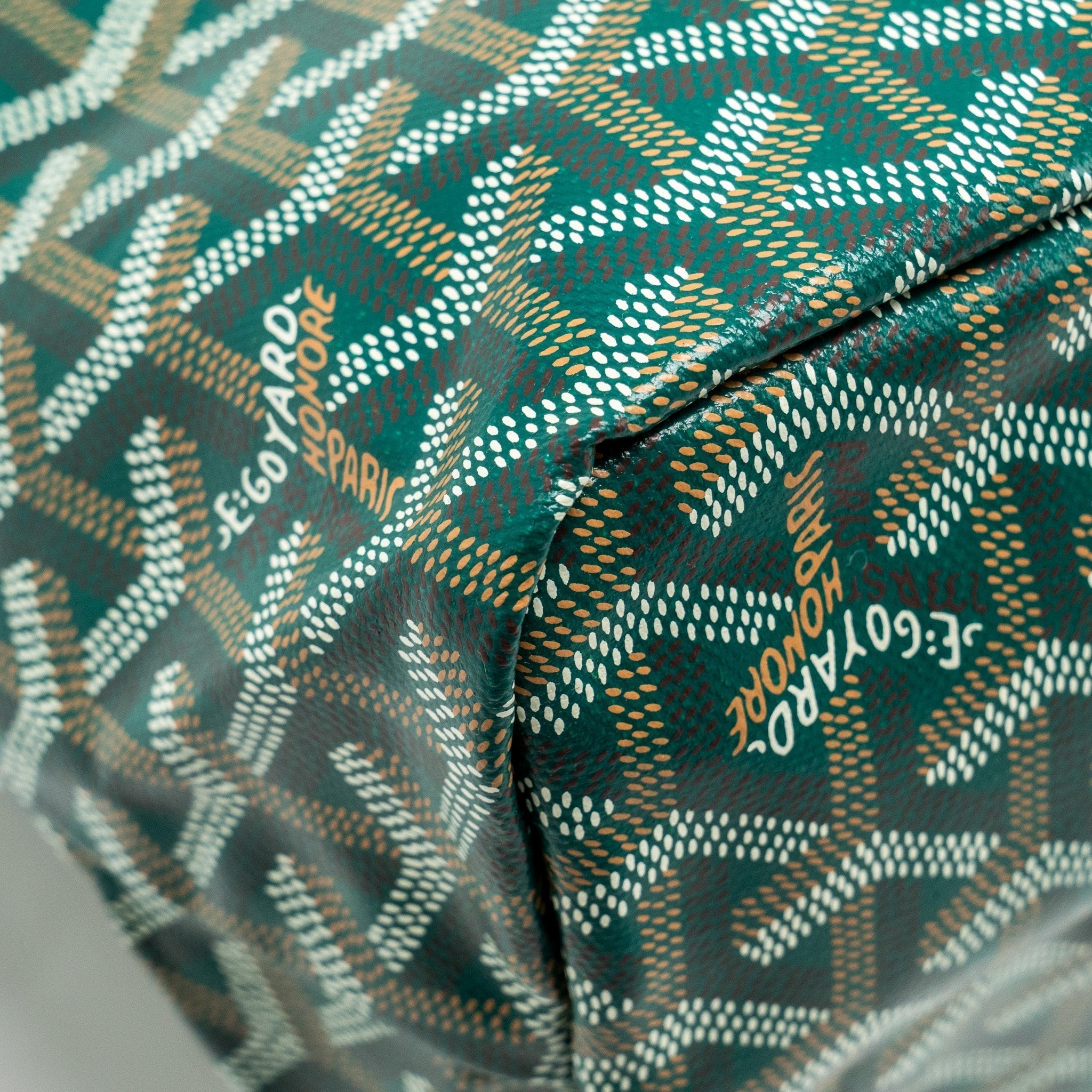 goyard-boheme-hobo-bag-goyardline-canvas-calfskin-green