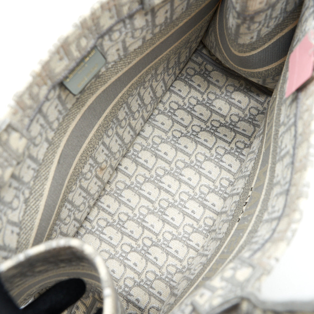 dior-medium-book-tote-grey-oblique-embroidery