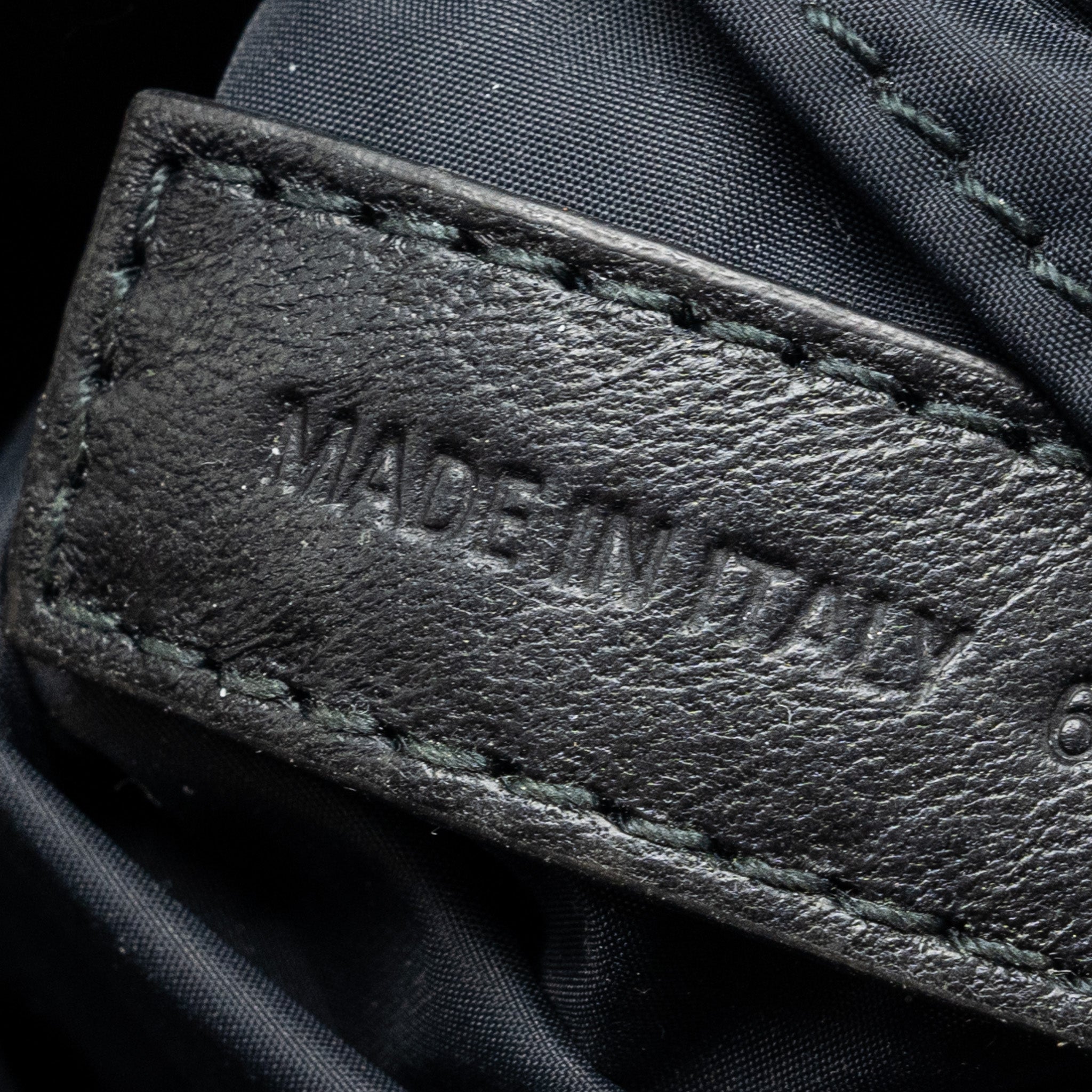 balenciaga-army-messenger-bag-black-recycled-nylon-black