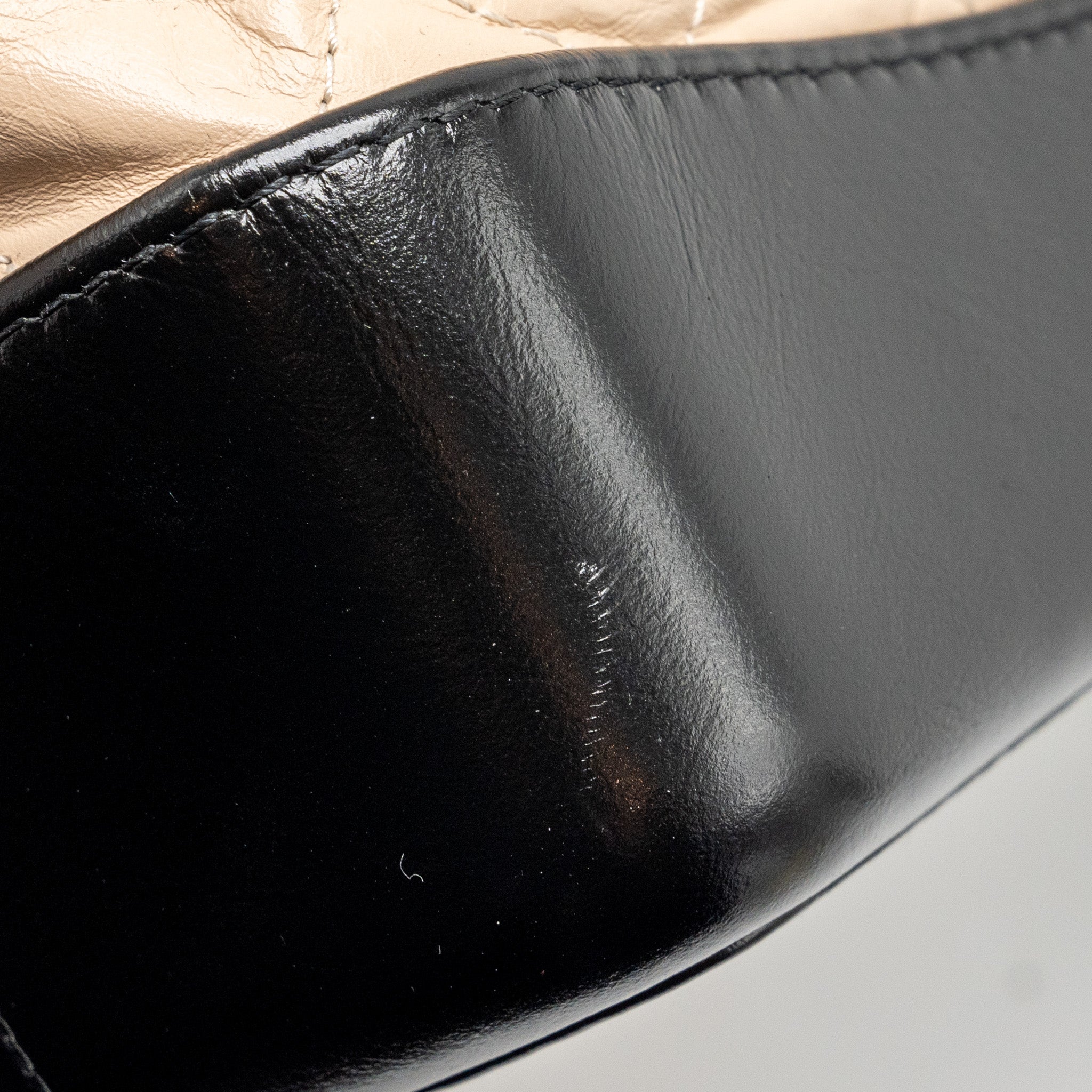 chanel-medium-gabrielle-backpack-aged-calfskin-beige-black-multicolour-hardware