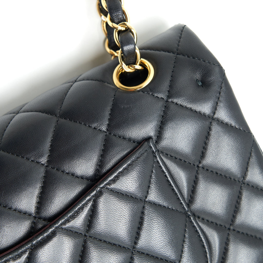chanel-medium-classic-double-flap-lambskin-black-ghw