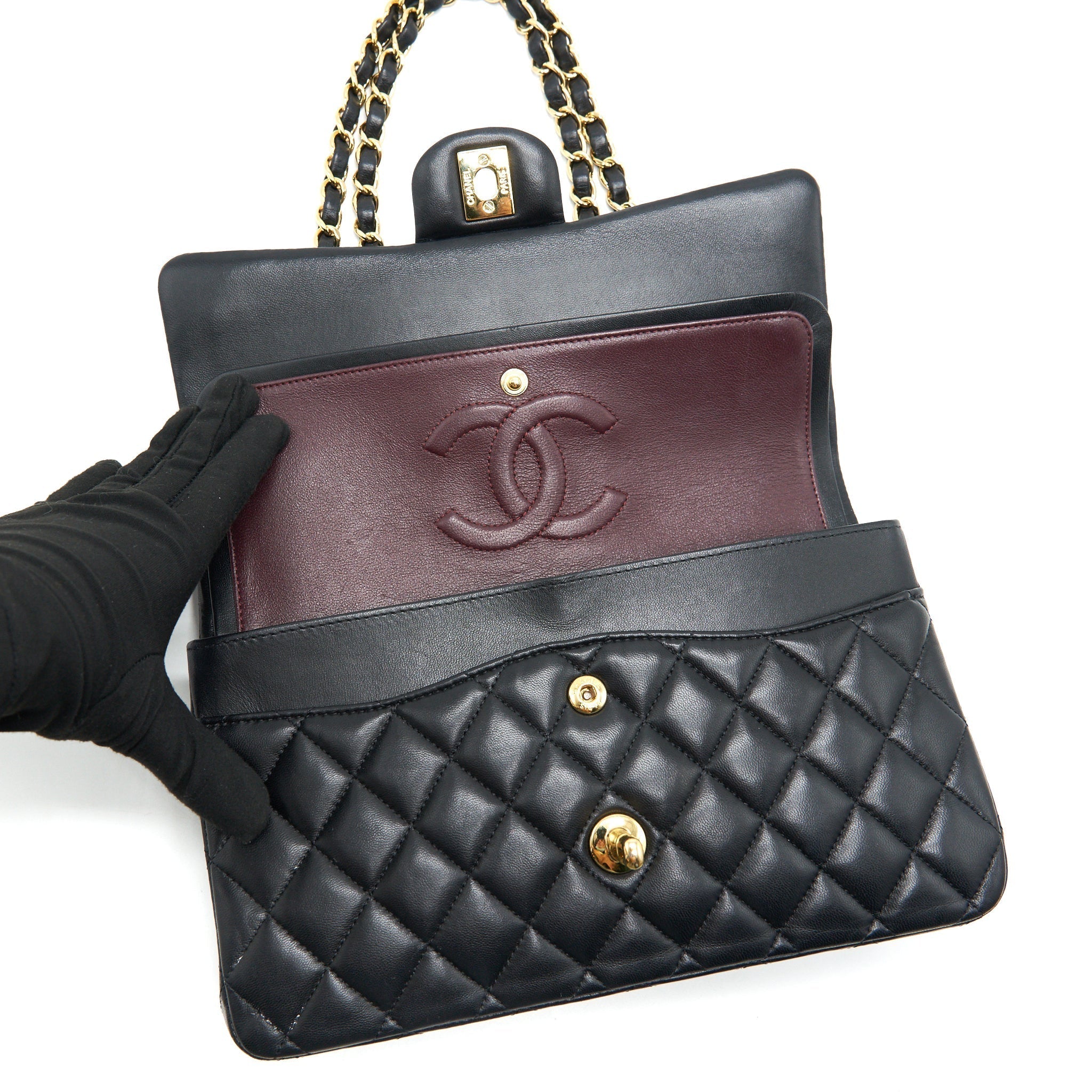 chanel-medium-classic-double-flap-lambskin-black-ghw