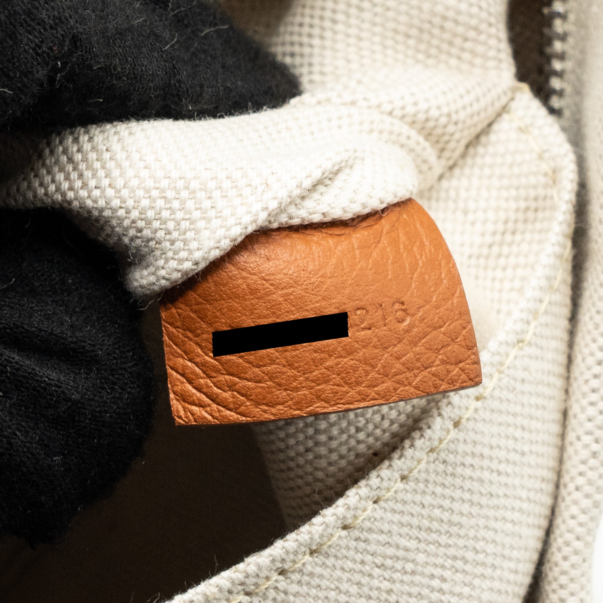 goyard-boheme-hobo-bag-canvas-calfskin-brown-with-necessaries-bag-organizer