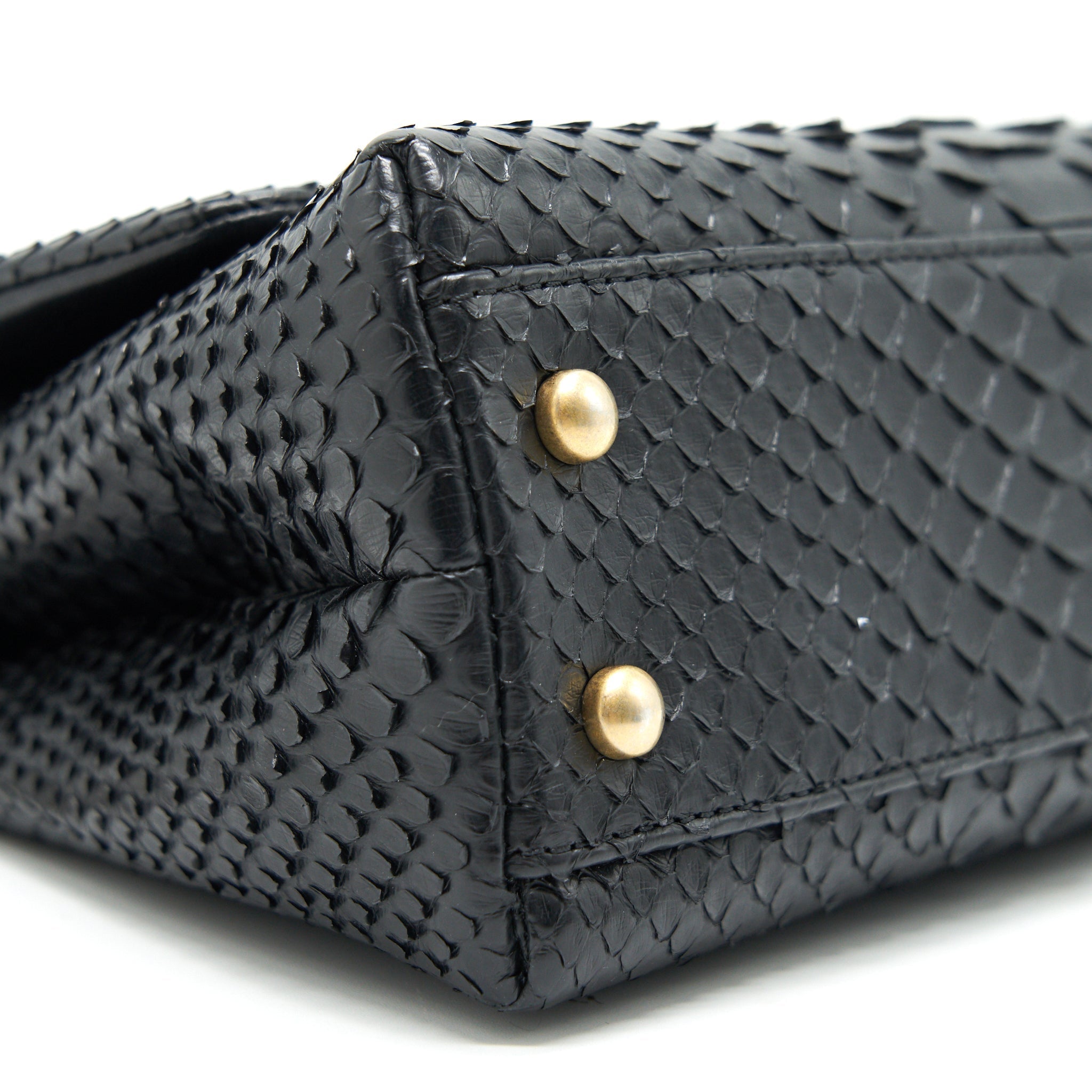 chanel-coco-handle-mini-python-leather-black-ghw