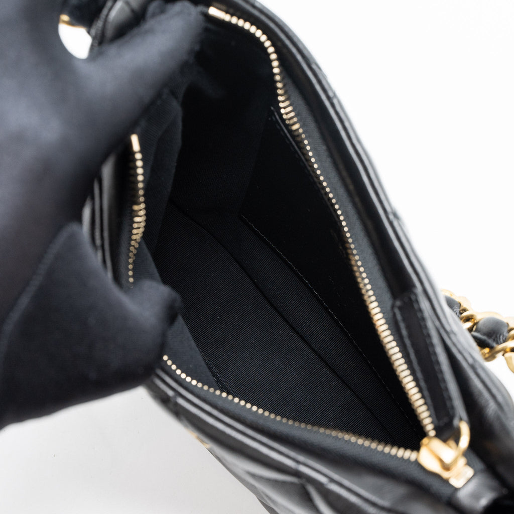 chanel-22k-hobo-shoulder-bag-lambskin-black-ghw-microchip