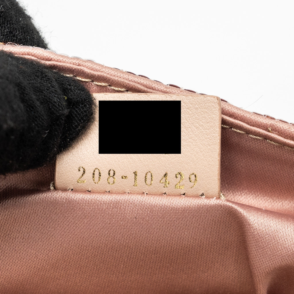 fendi-mini-baguette-paulette-rose-gold-rghw