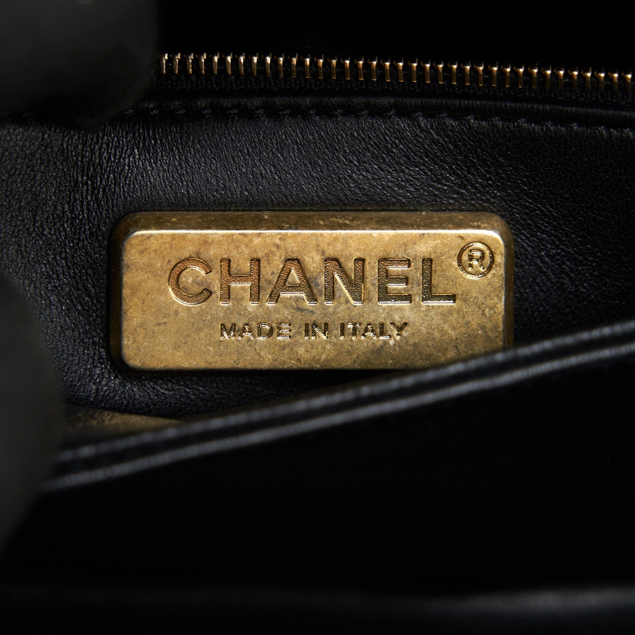 chanel-coco-handle-mini-python-leather-black-ghw