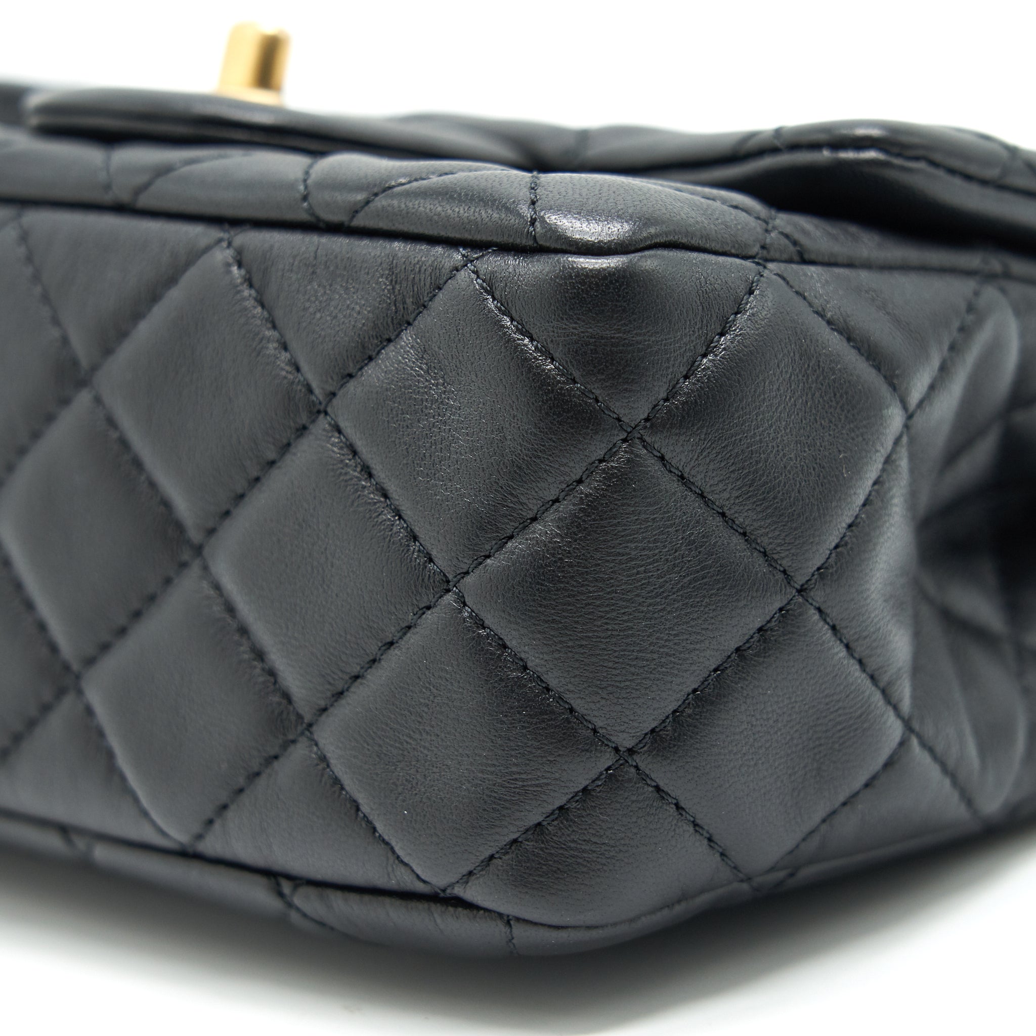 chanel-pearl-crush-crush-mini-square-flap-bag-black-ghw