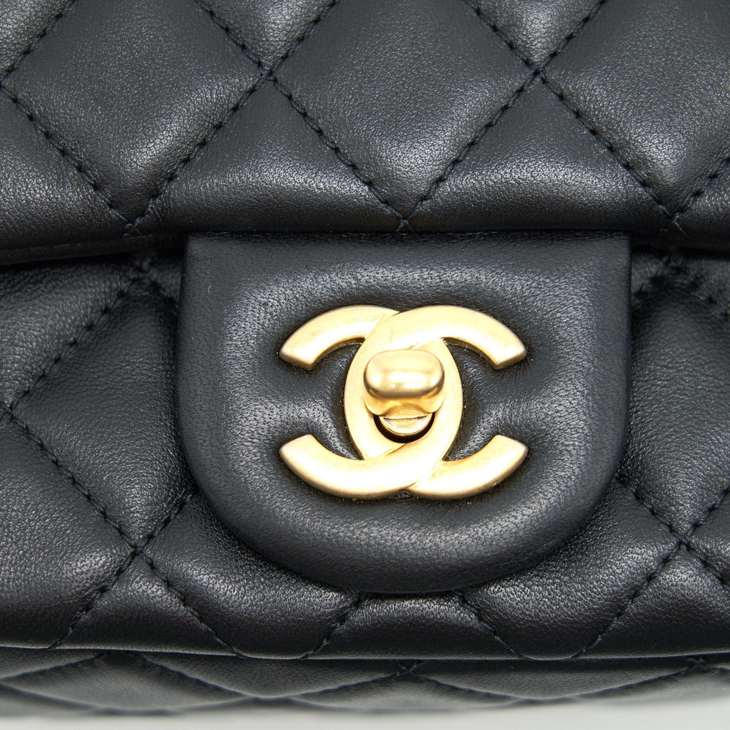 chanel-pearl-crush-crush-mini-square-flap-bag-black-ghw