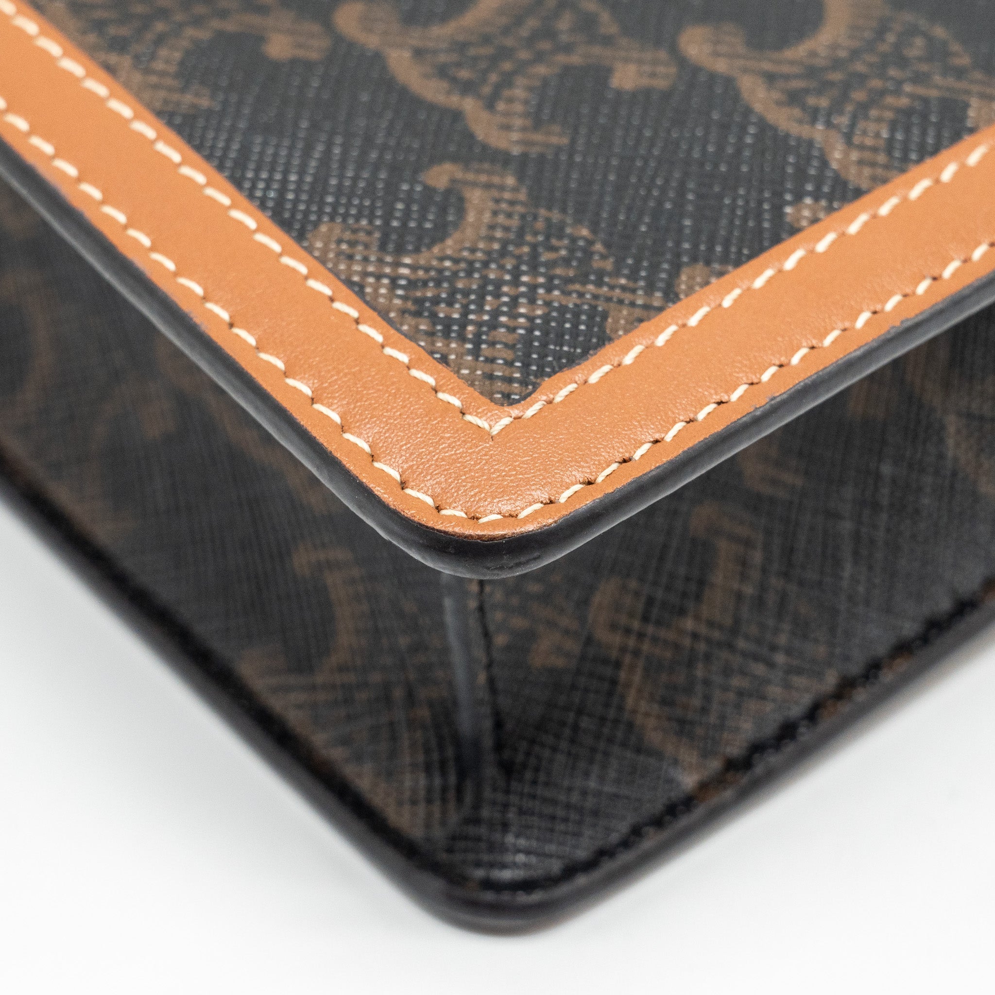 celine-wallet-on-chain-margo-triomphe-canvas-calfskin-tan-ghw