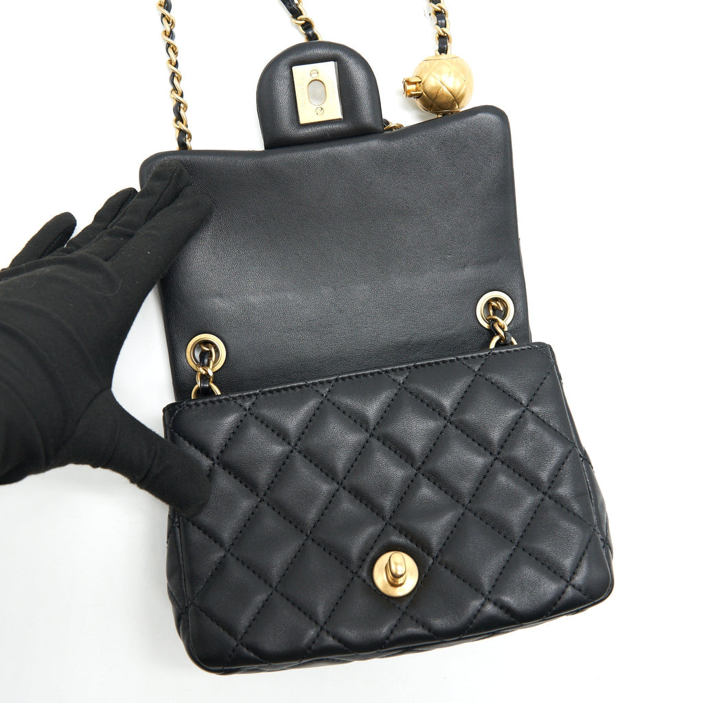 chanel-pearl-crush-crush-mini-square-flap-bag-black-ghw