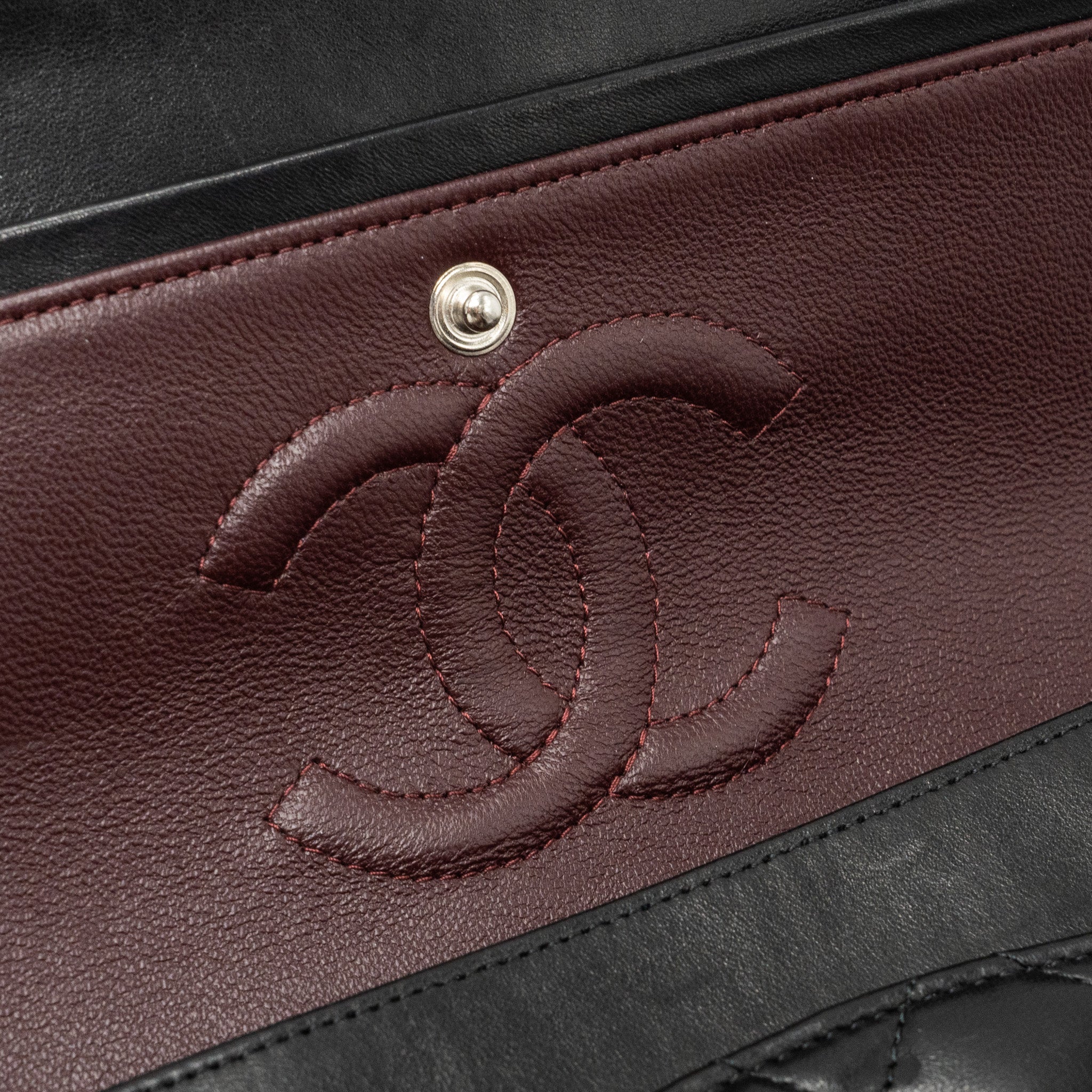 chanel-medium-classic-double-flap-bag-lambskin-black-shw-copy