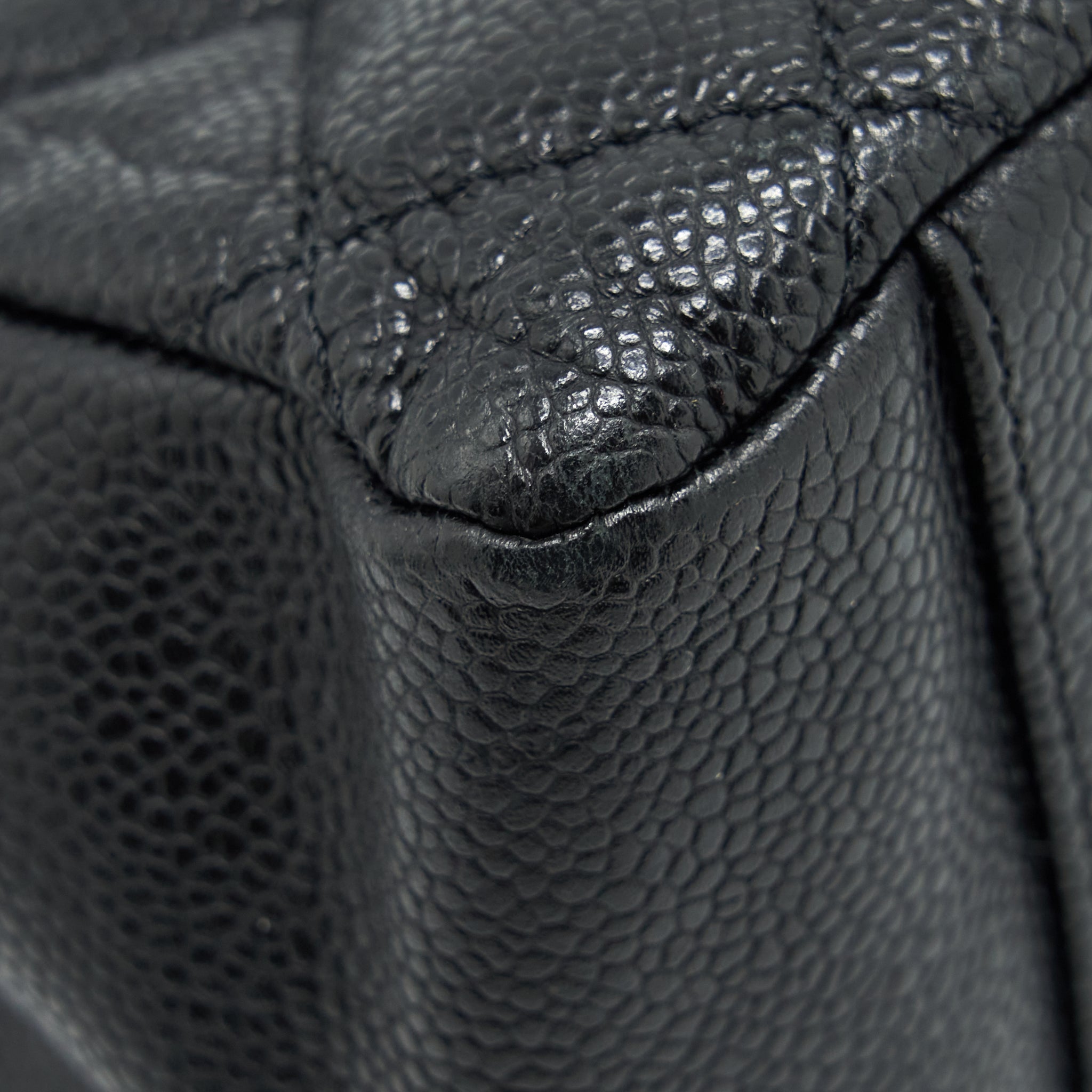 chanel-grand-shopping-tote-gst-caviar-black-shw-2
