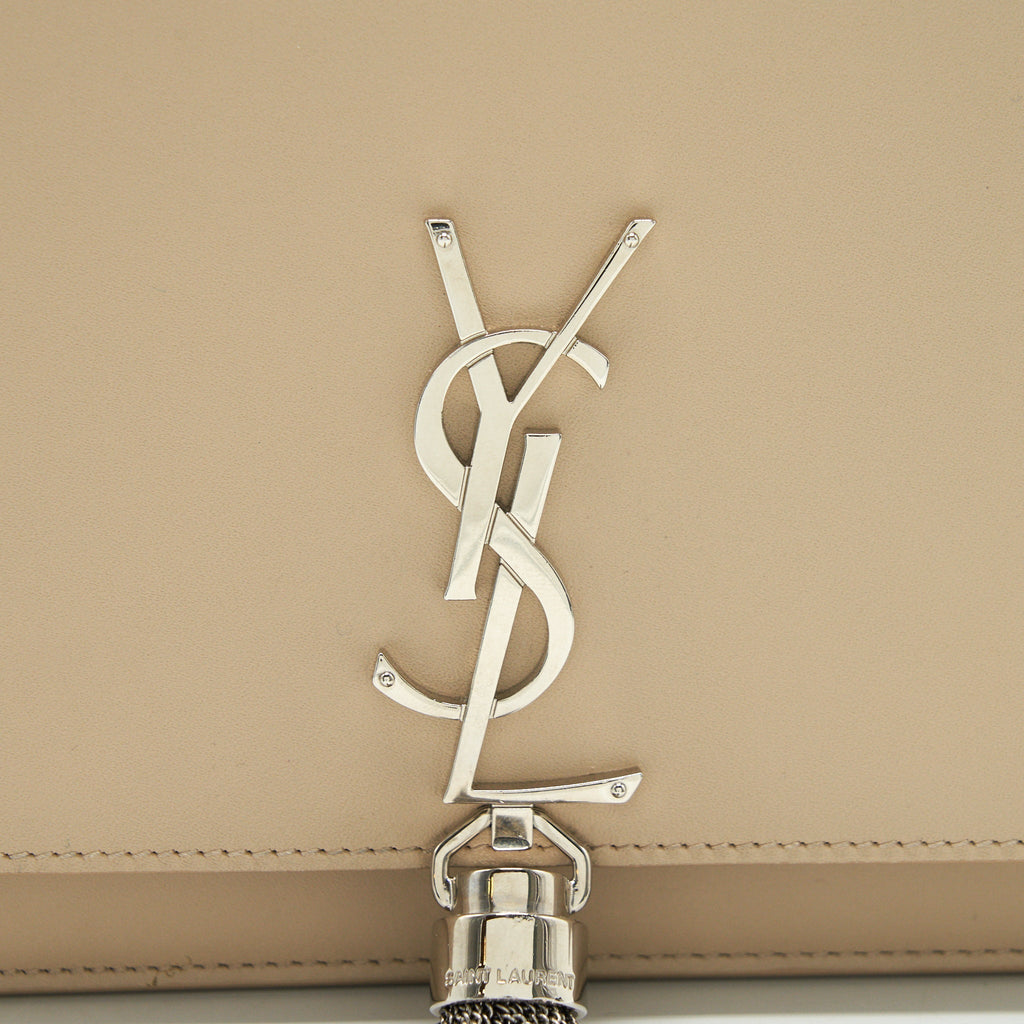 saint-laurent-ysl-kate-chain-wallet-in-beige-shw