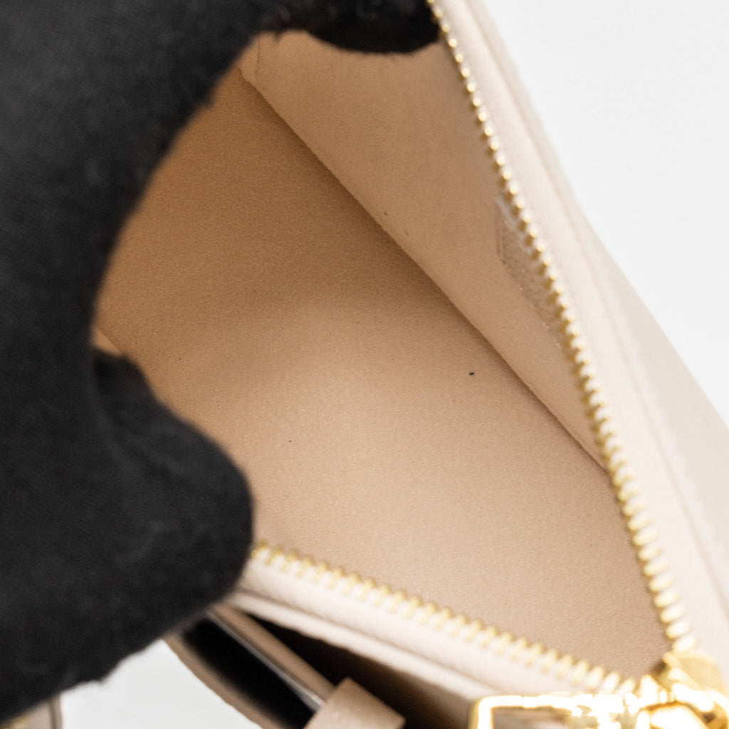 louis-vuitton-marellini-epi-leather-milky-way-ghw