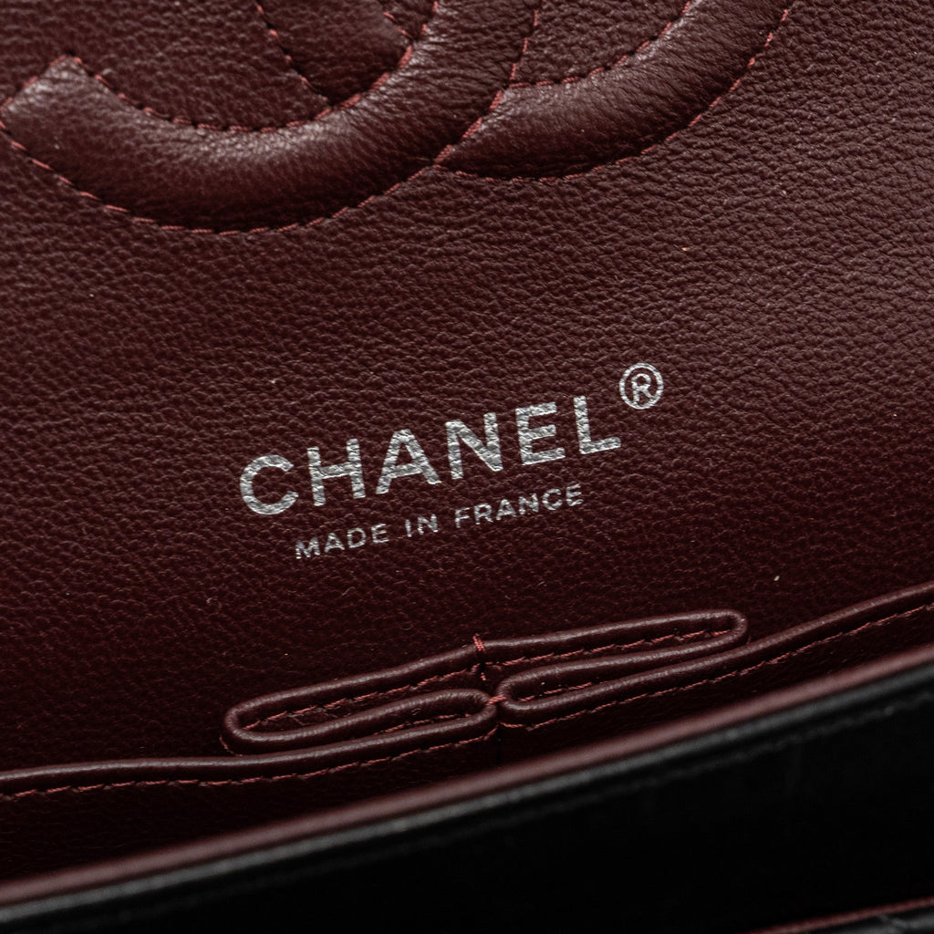 chanel-medium-classic-double-flap-bag-lambskin-black-shw-copy
