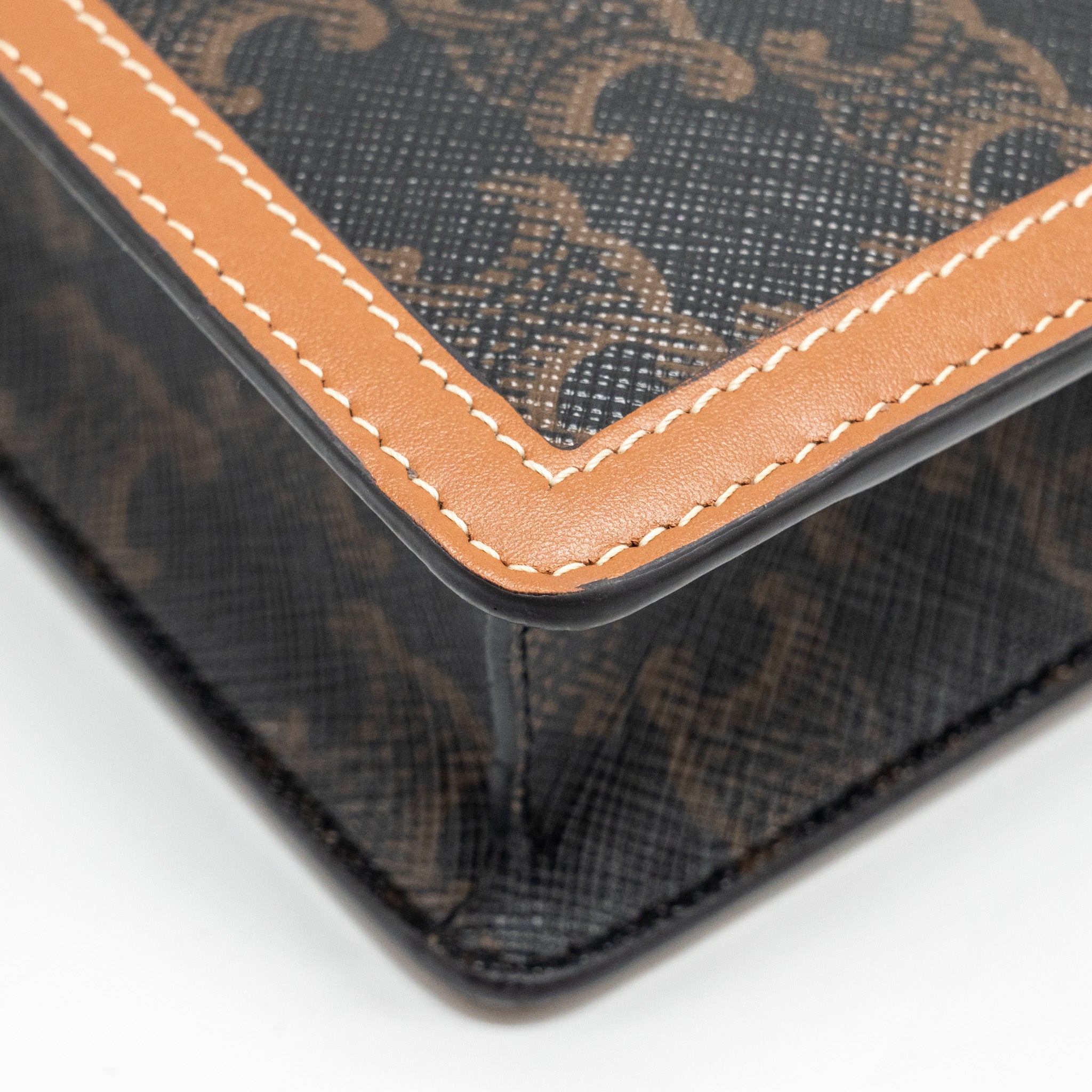 celine-wallet-on-chain-margo-triomphe-canvas-calfskin-tan-ghw