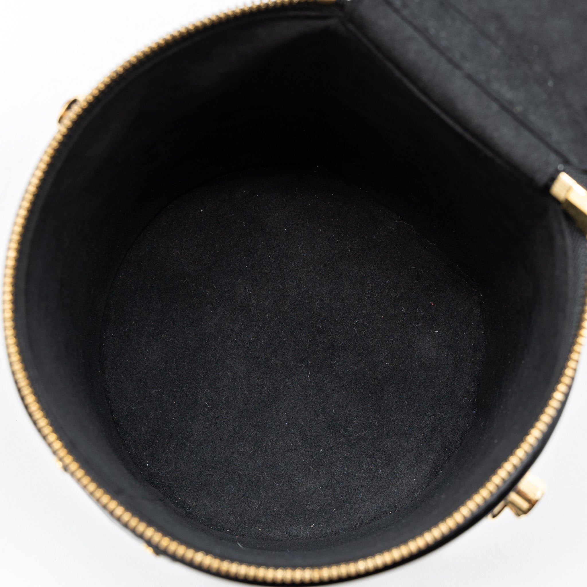 louis-vuitton-cannes-monogram-reverse-canvas-ghwnew-version