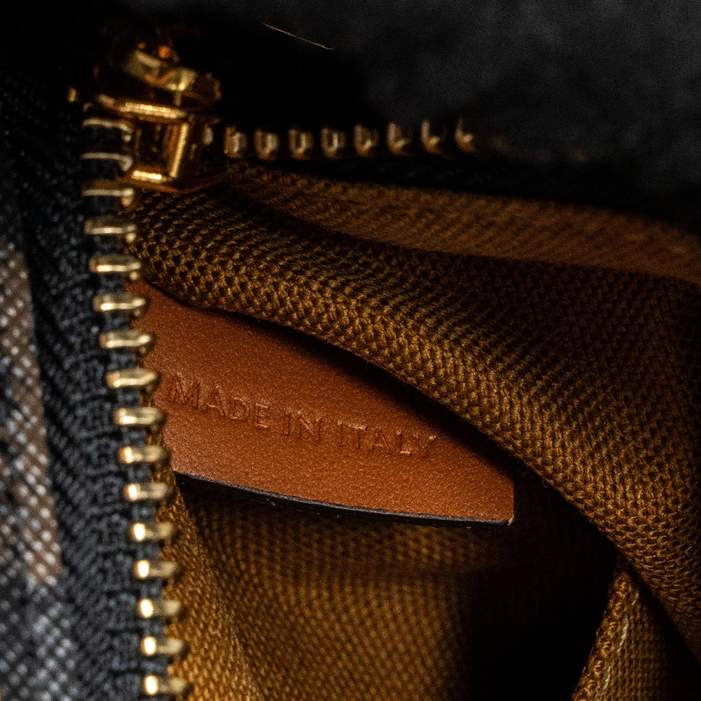 celine-cabas-vertical-in-triomphe-canvas-and-calfskin-ghw