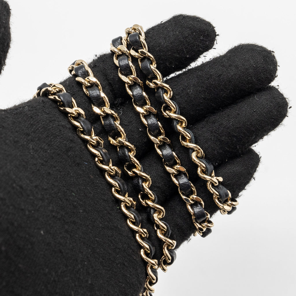chanel-top-handle-mini-rectangular-lambskin-black-lghwmicrochip