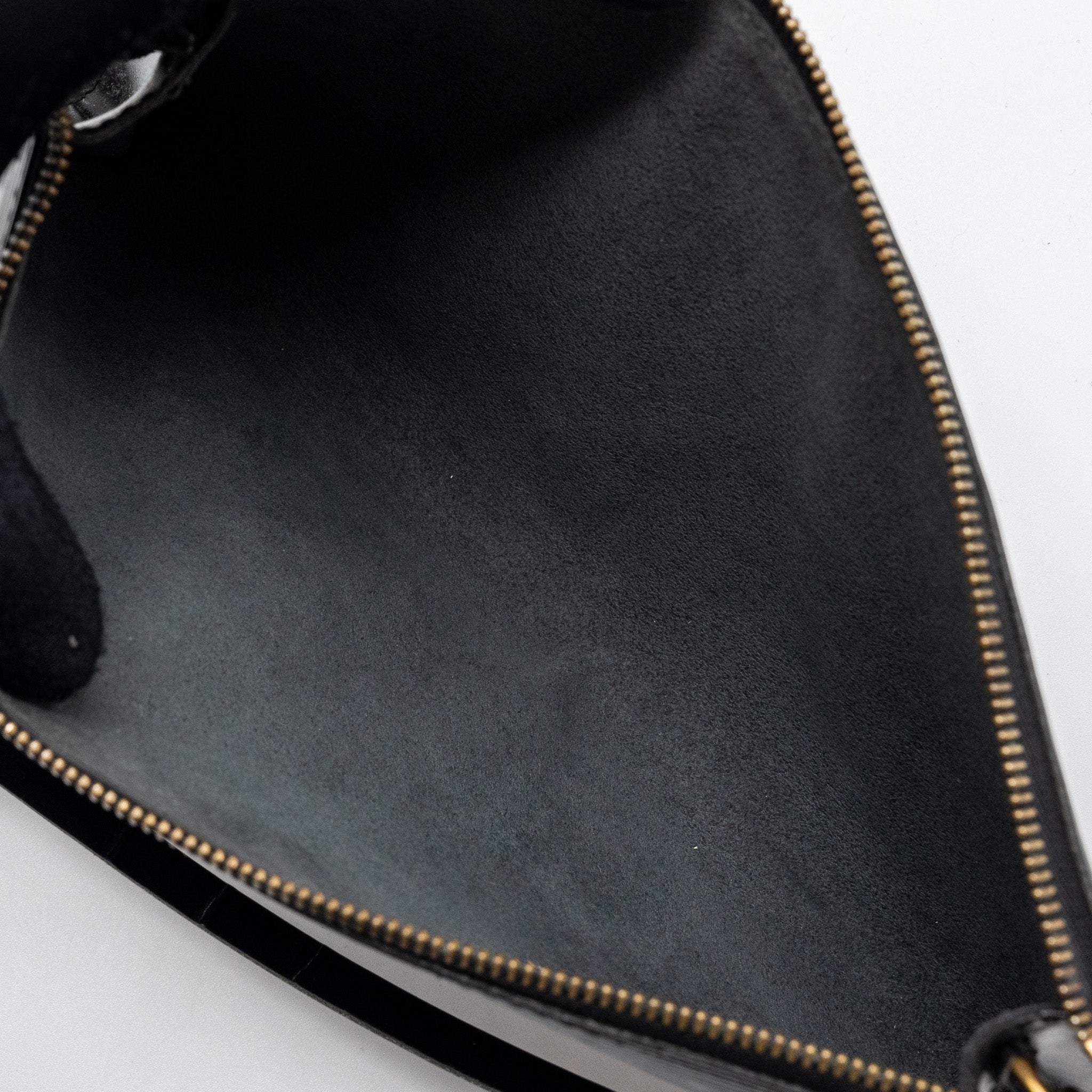 louis-vuitton-pochette-accessories-epi-leather-black-shw