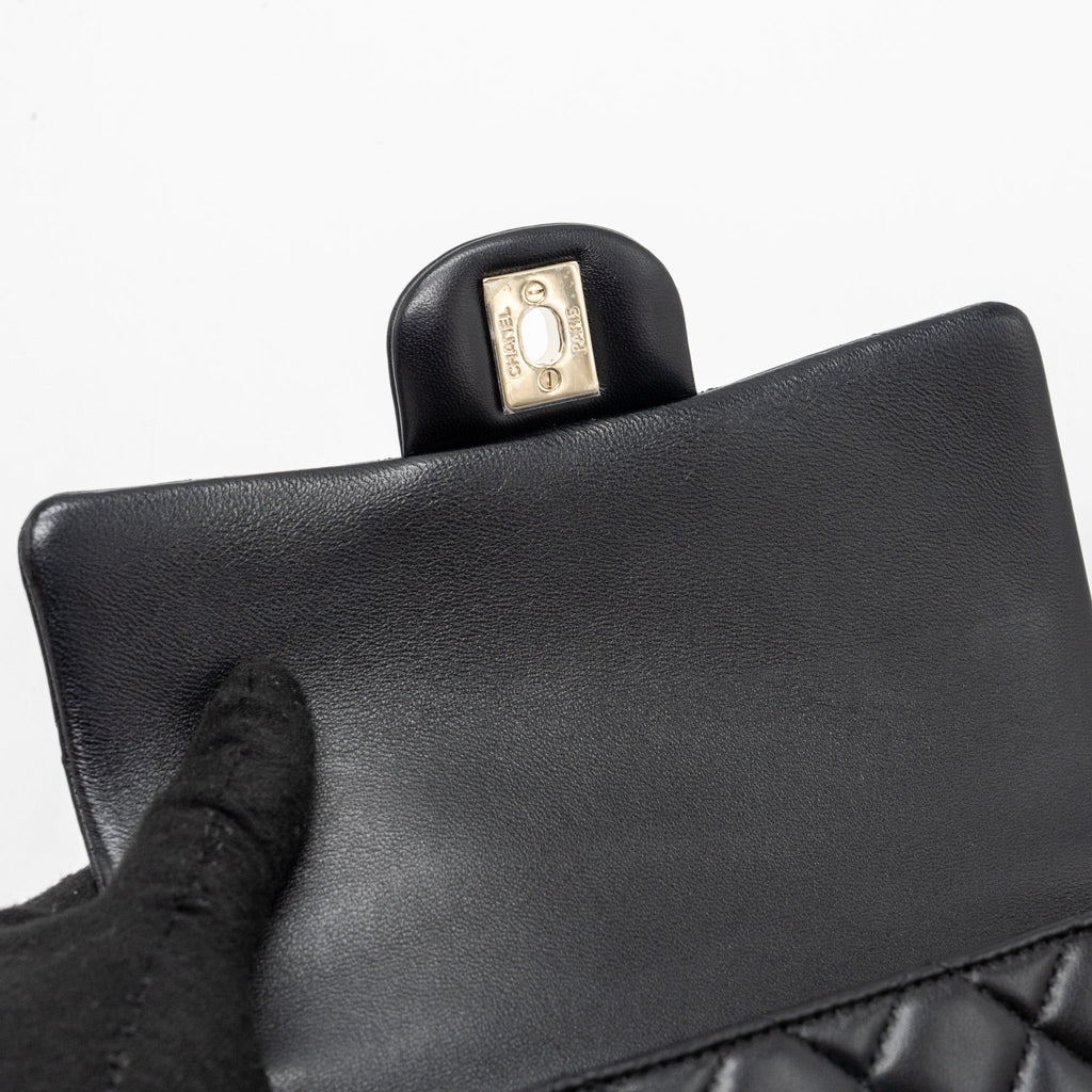 chanel-top-handle-mini-rectangular-lambskin-black-lghwmicrochip